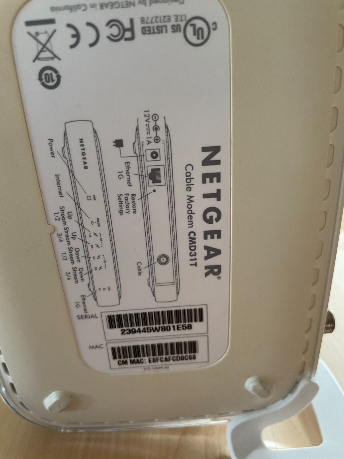 NETGEAR CMD31T (4×4) Cable Modem (CMD31T) DOCSIS 3.0 – Includes Power Adapter