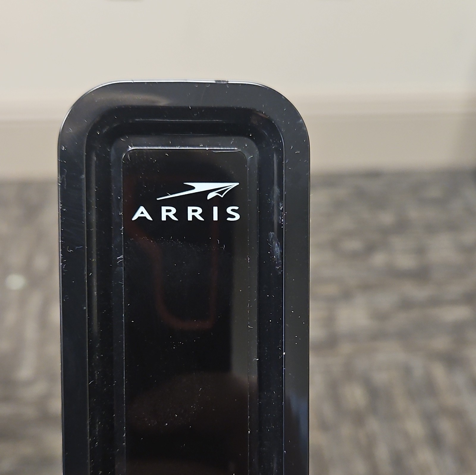 ARRIS Touchstone CM8200A DOCSIS 3.1 Cable Modem 2Gbps XFINITY Black