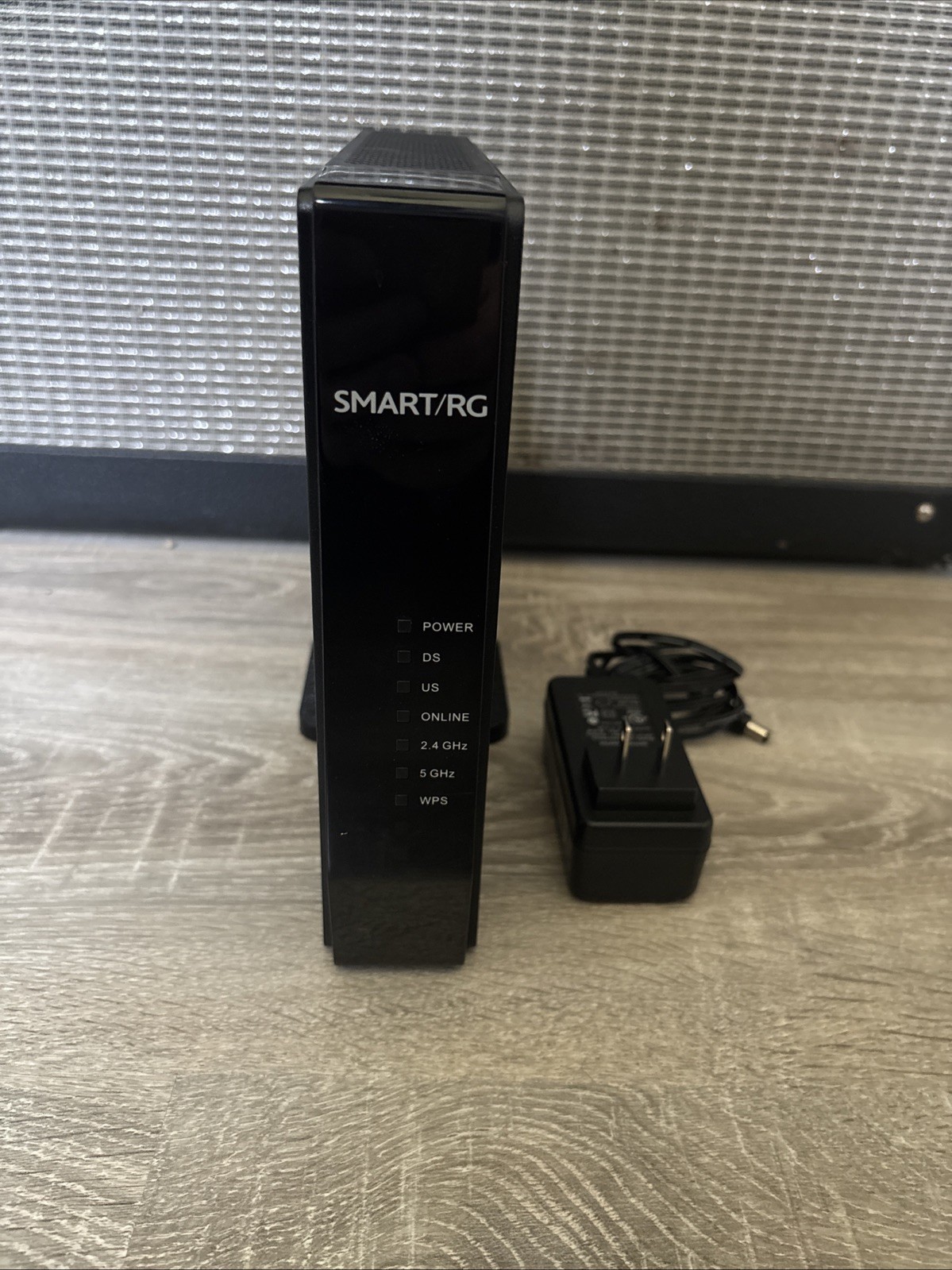 Smart/RG Cable Modem Gateway SR808ac 802.11ac DOCSIS 3.0 Modem/Router
