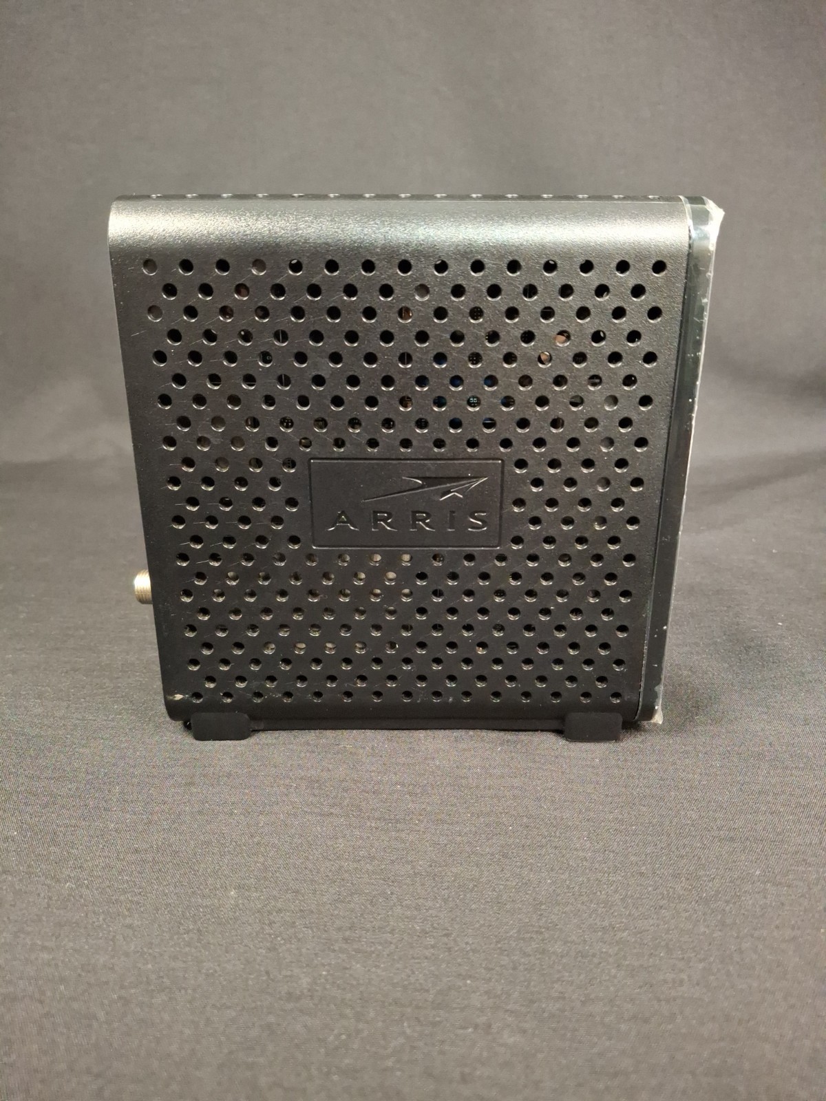 Arris Surfboard SB6183 Cable Modem 686 mbps Internet Xfinity 16×4 Docsis 3.0