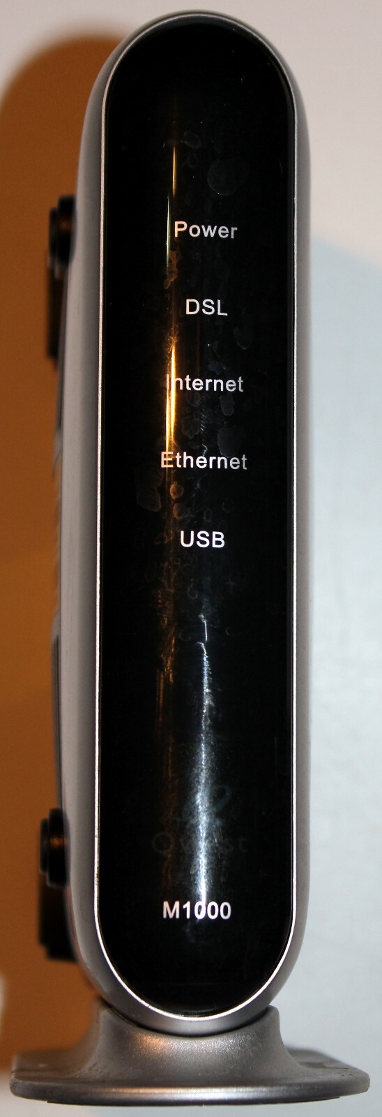 ACTIONTEC M1000 DSL Modem and power supply