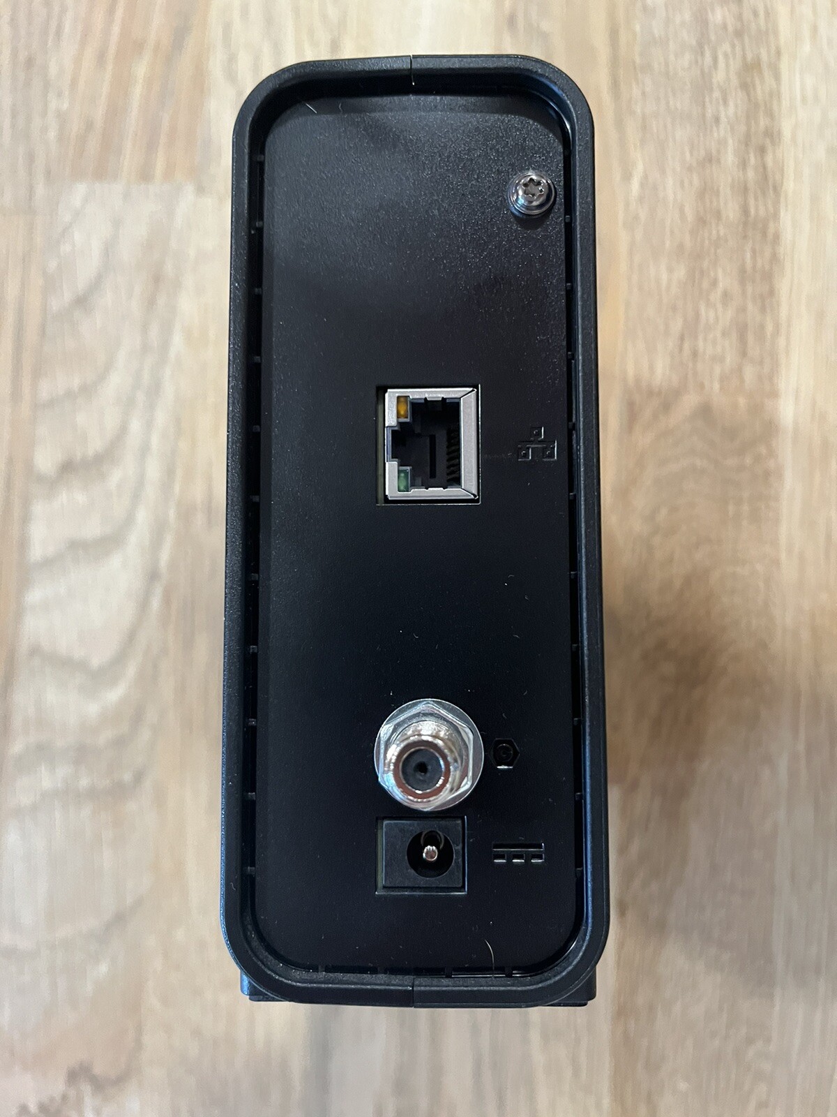Arris SURFboard SB6183 DOCSIS 3.0 Cable Modem