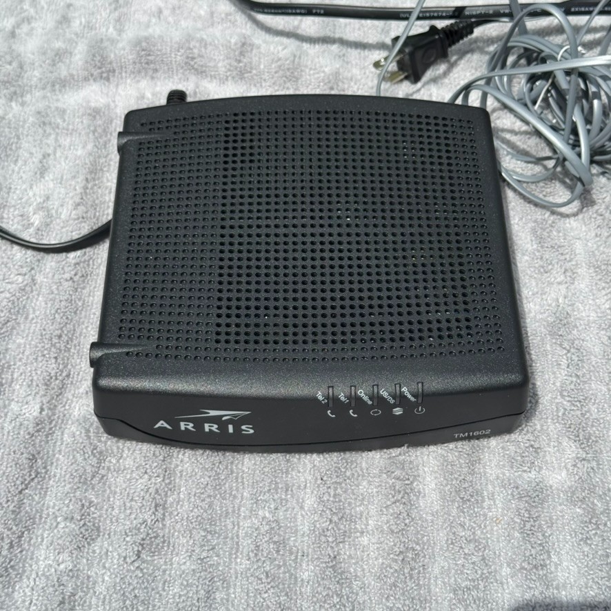 ARRIS Internet Cable Modem DOCSIS 3.0 Model TM1602A