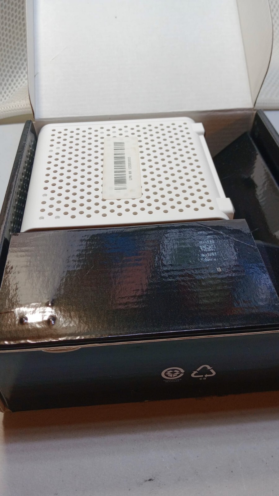 Motorola Arris SURFboard Modem & Wi-Fi Router N300 SBG6400
