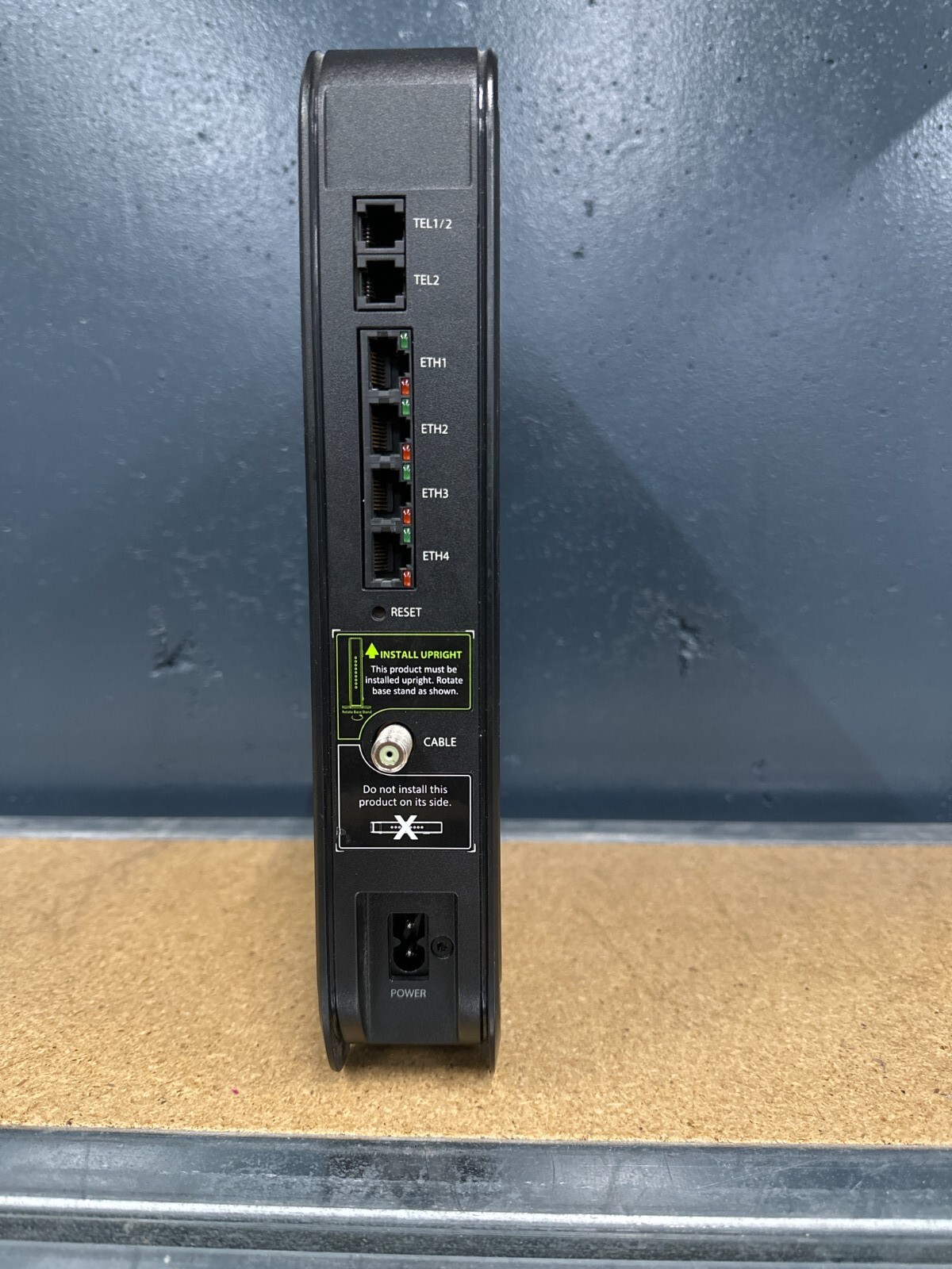 Ubee DVW32CB Wireless Voice Gateway Modem and Router (Used)