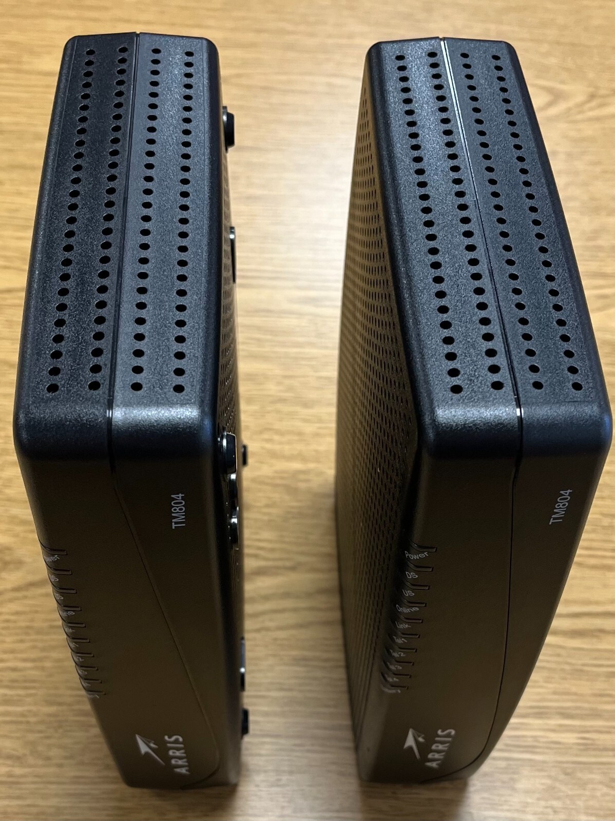 SET OF TWO: Arris TM804G/CT Doc Sis 3.0 CABLE MODEM with Power Cable TM804G D3.0