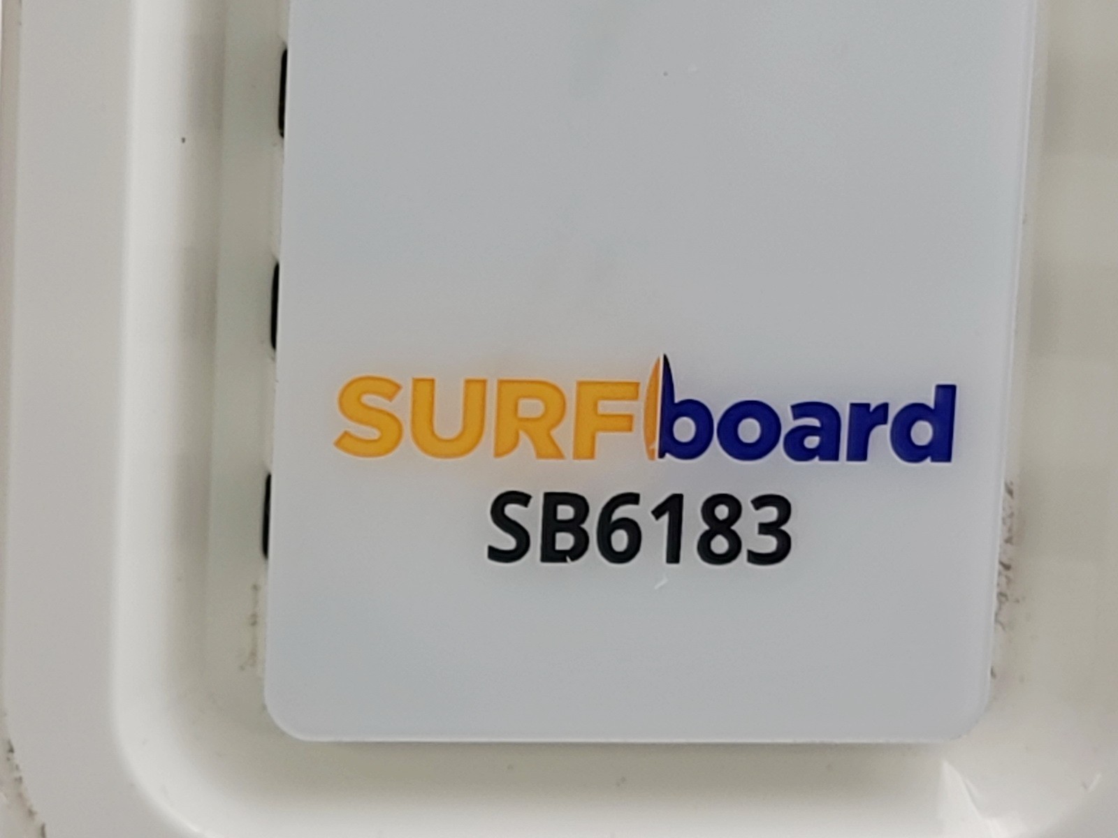 ARRIS SURFBOARD SB6183 DOCSIS 3.0 HIGH SPEED CABLE MODEM 686MBPS 16X4 GIGABIT
