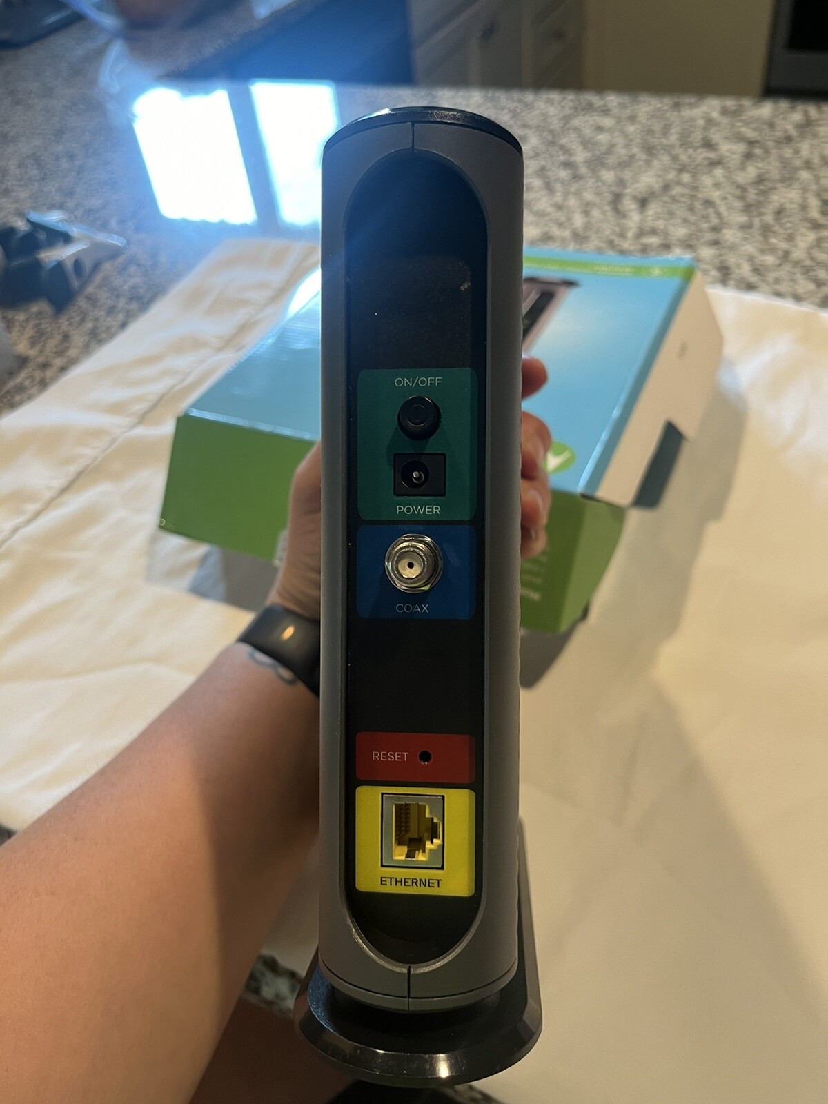 Motorola MB7621-10 1000 Mbps Modem