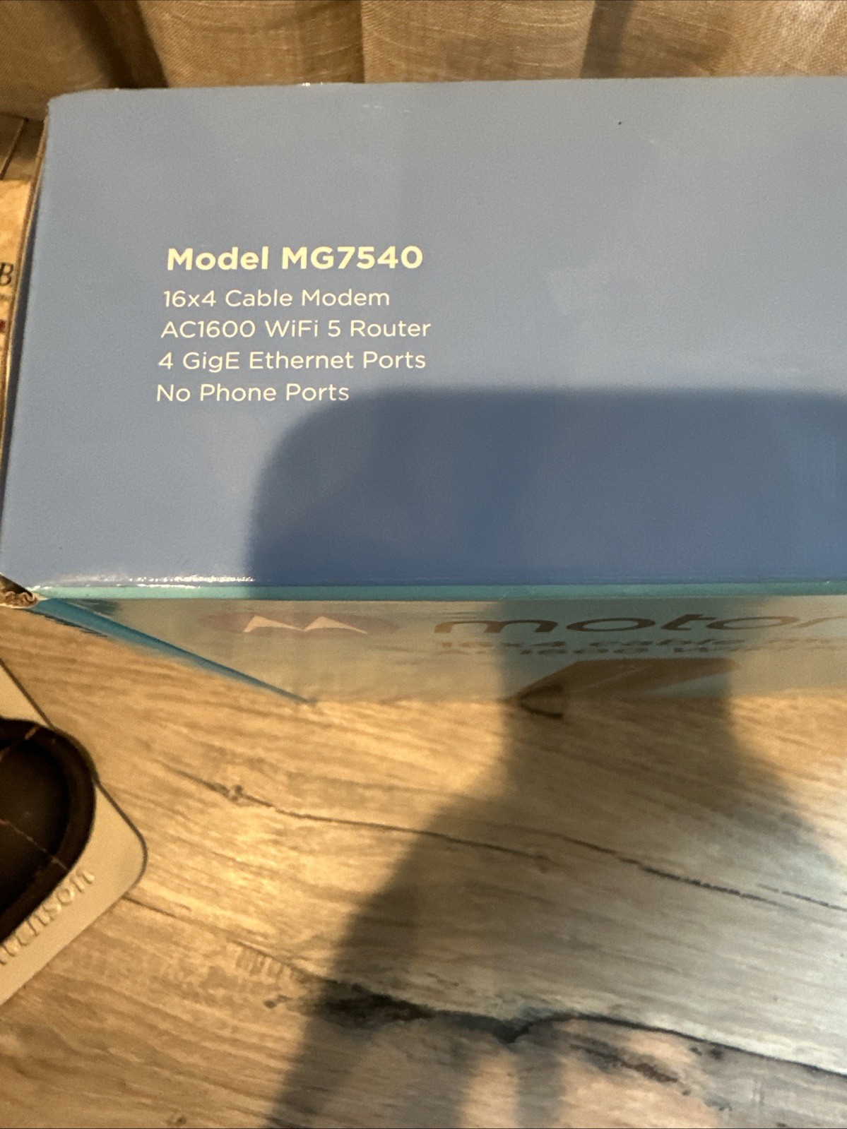 Motorola MG7540 16×4 Cable Modem Plus AC1600 Gigabit Router – NEW