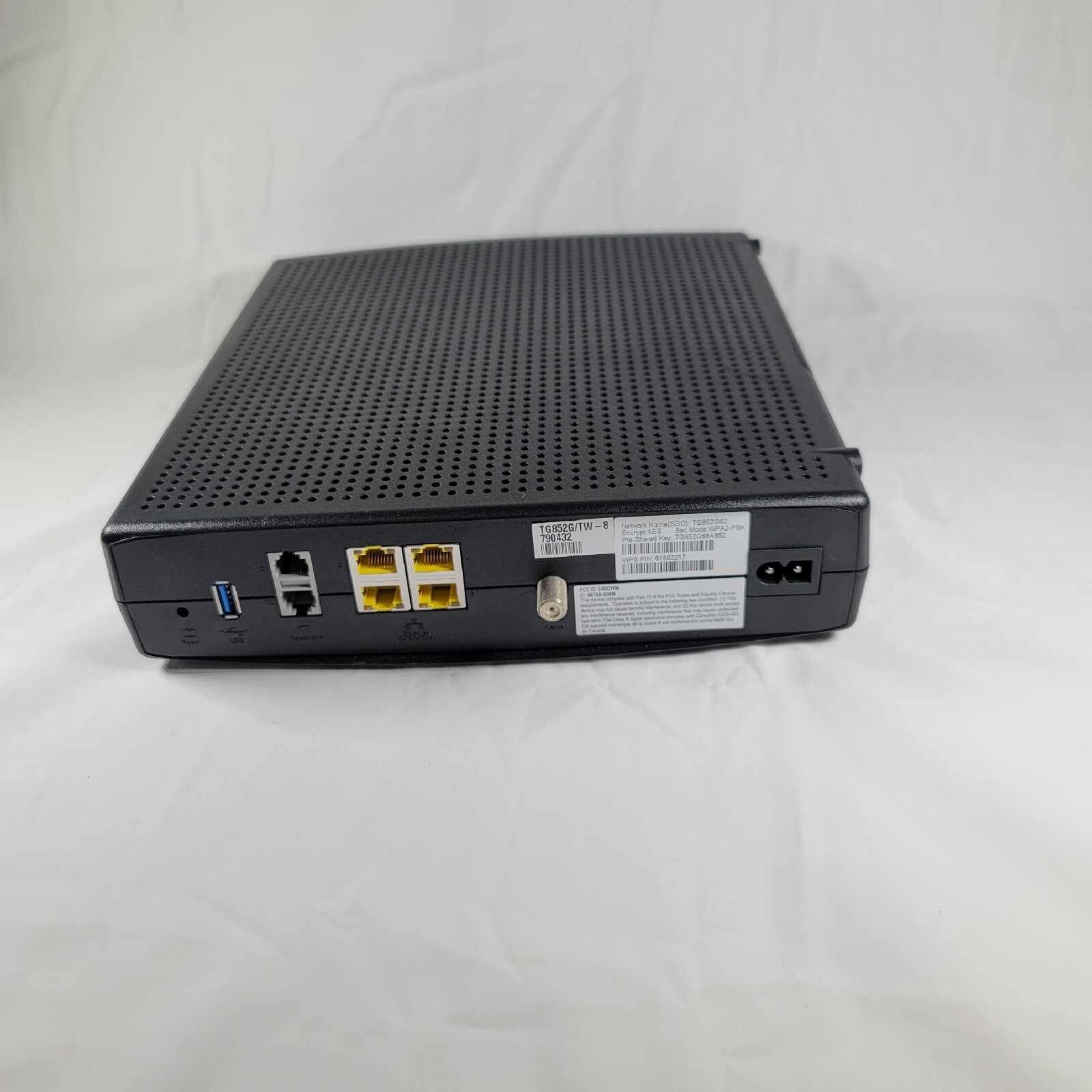 Arris TG852G Telephony Wireless Gateway Cable Modem Router Combo