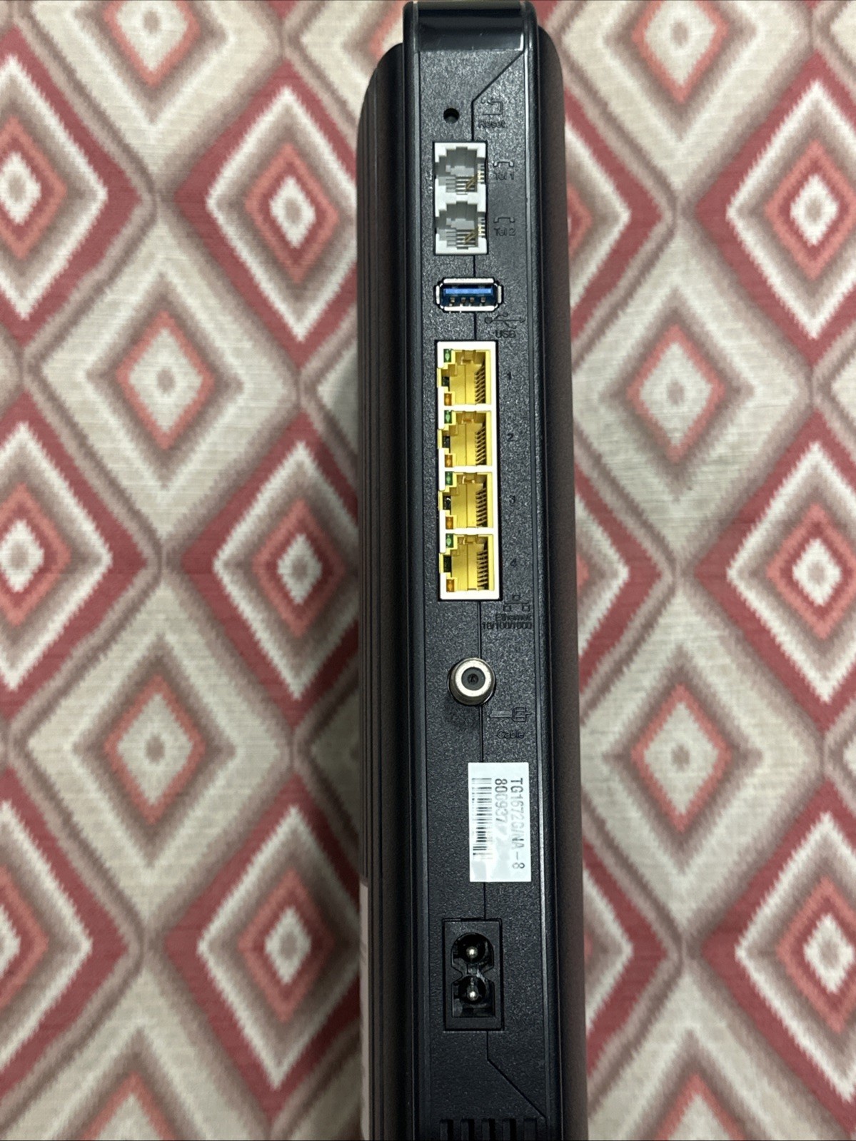 Arris TG1672G Gateway WIFI 2.5GHz – 5.0GHz 4 Port Modem
