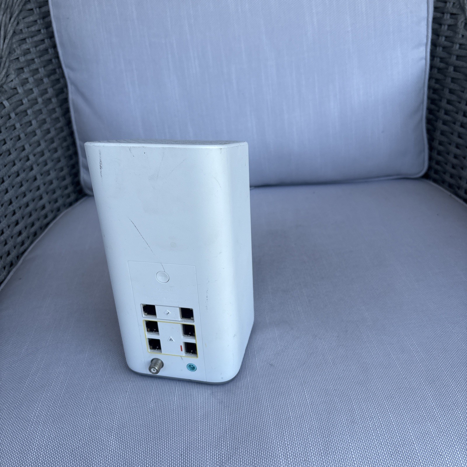 Comcast Xfinity XB7-CM GIGABIT Modem WiFi Router *NO CORDS* – Tested – EUC