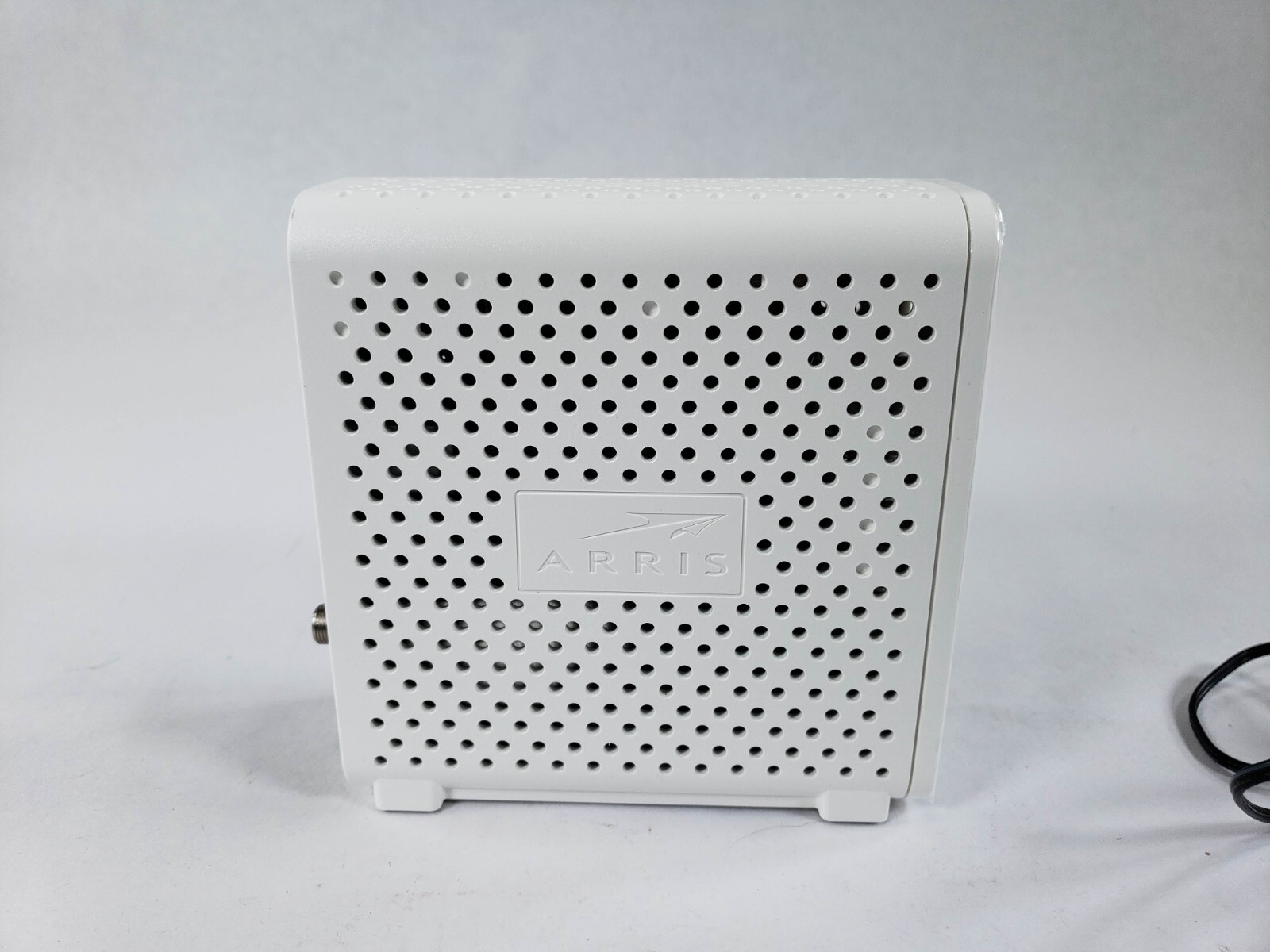ARRIS SURFboard SB6183 DOCSIS 3.0 16×4 Gigabit Cable Modem 1 Gbps Port, 400 Mbps