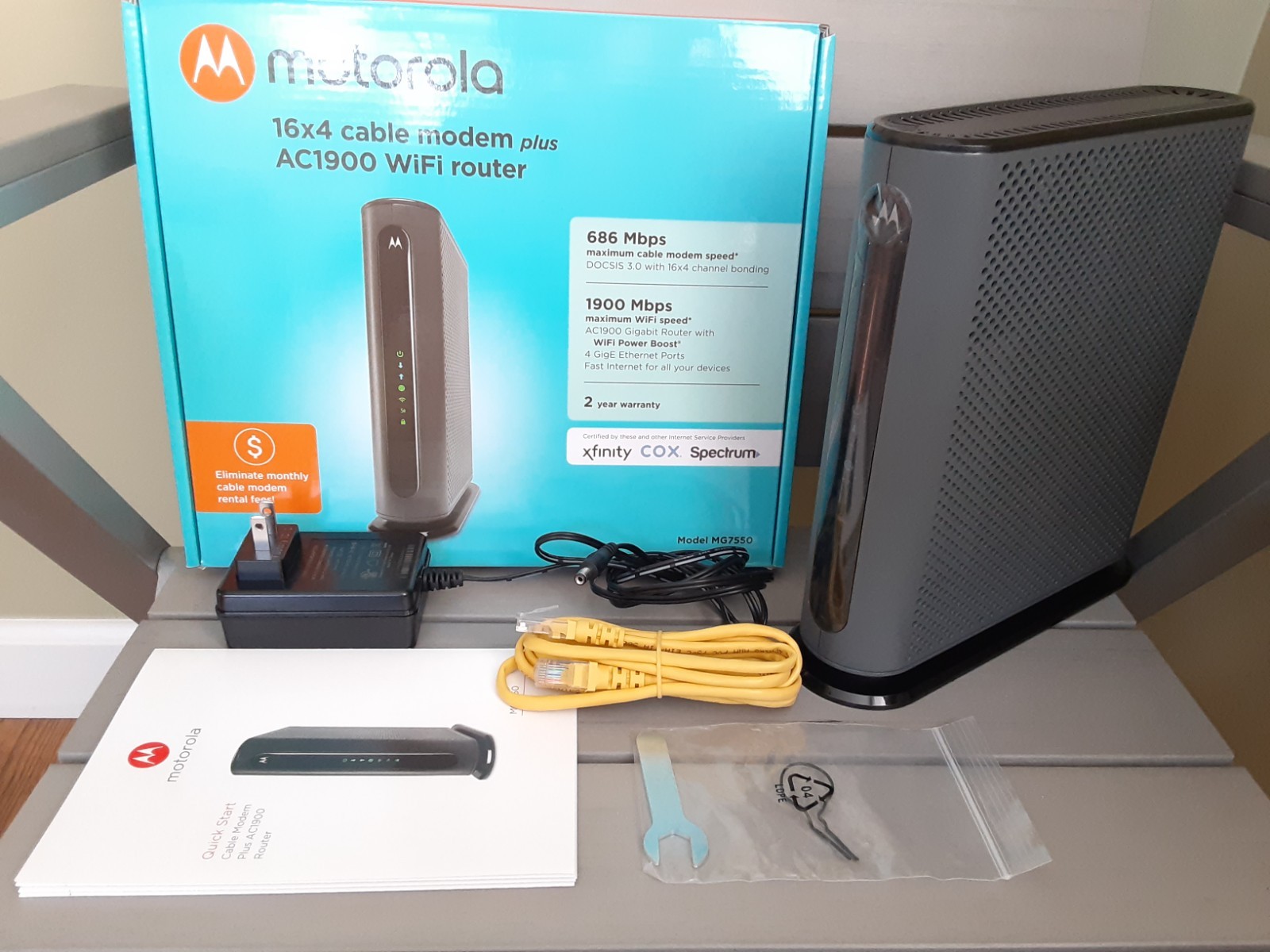 Motorola MG7550 16×4 DOCSIS 3.0 Cable Modem Plus AC1900 WiFi Router NOT WORKING