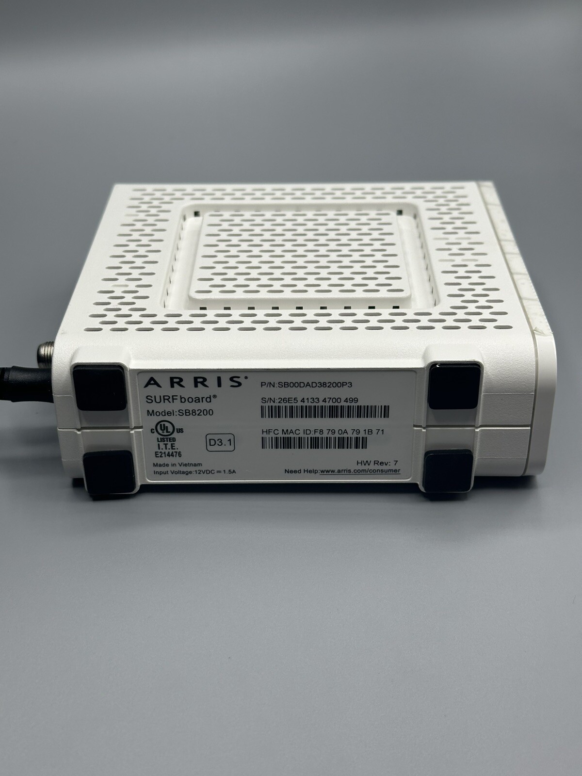 ARRIS SURFboard SB8200 DOCSIS 3.1 10 Gbps Cable Modem. Free Shipping.