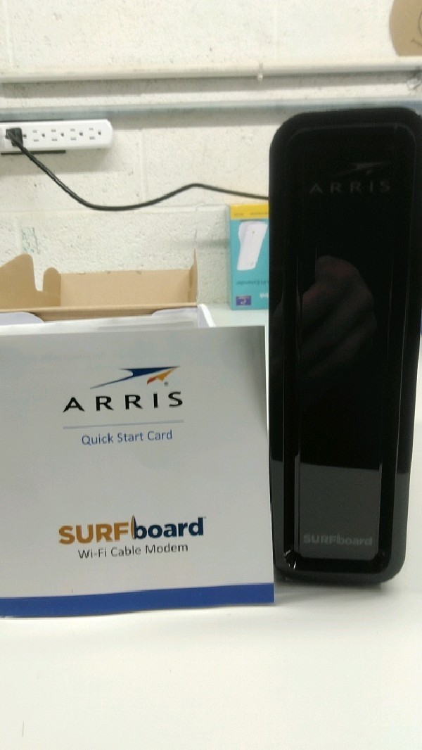 Arris SBG10 Cable Modem Router Combo Black DOCSIS 3.0 4 Ethernet Ports 400 Mbps