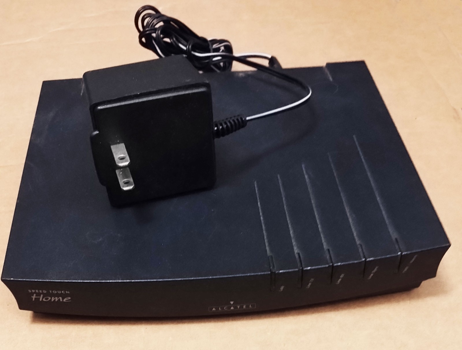 ALCATEL Speed Touch Home ADSL Modem (3EC18804BCAB03) Phone – Internet 8Mbs