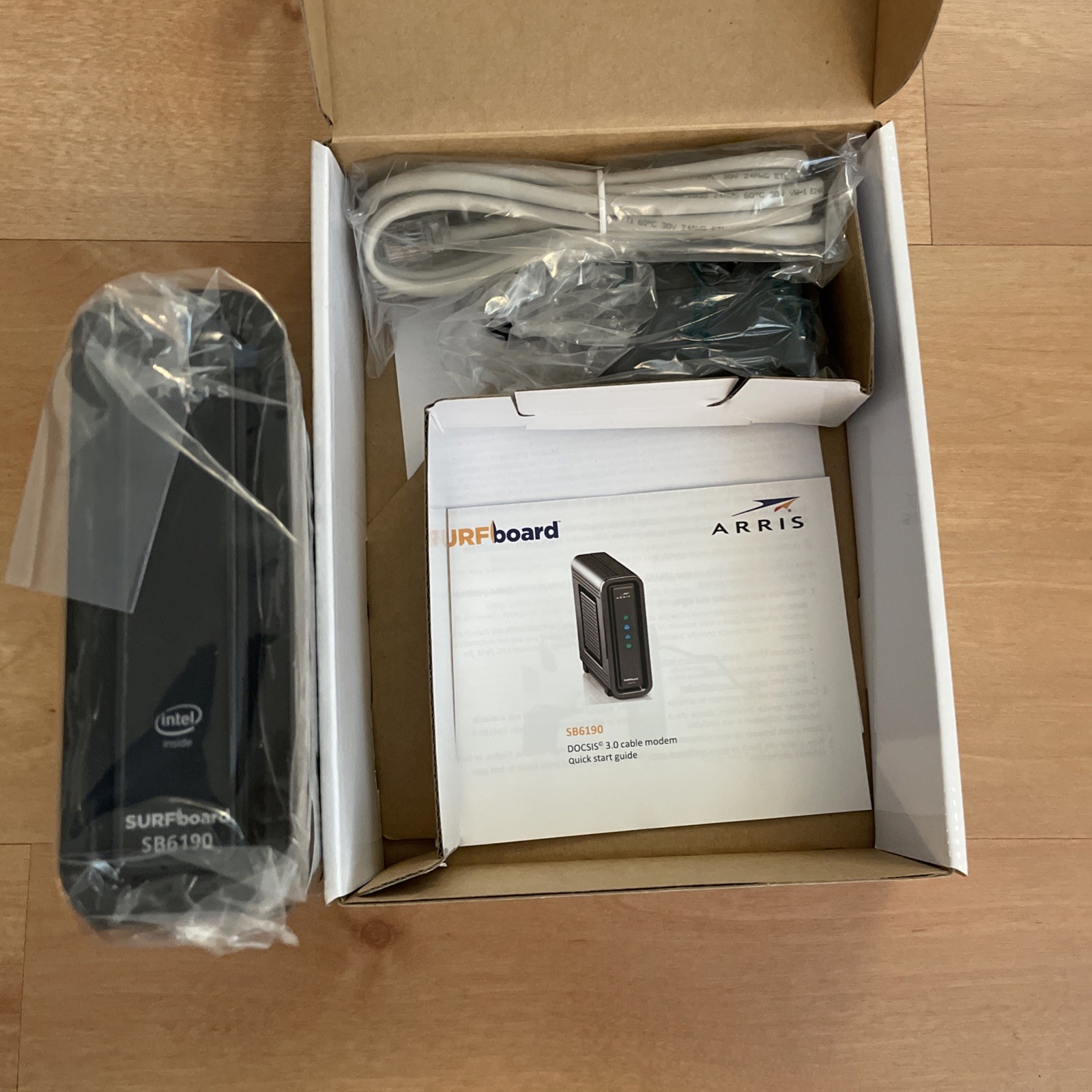 ARRIS SURFboard SB6190 DOCSIS 3.0 Cable Modem 32×8 Gigabit, Open box Never used