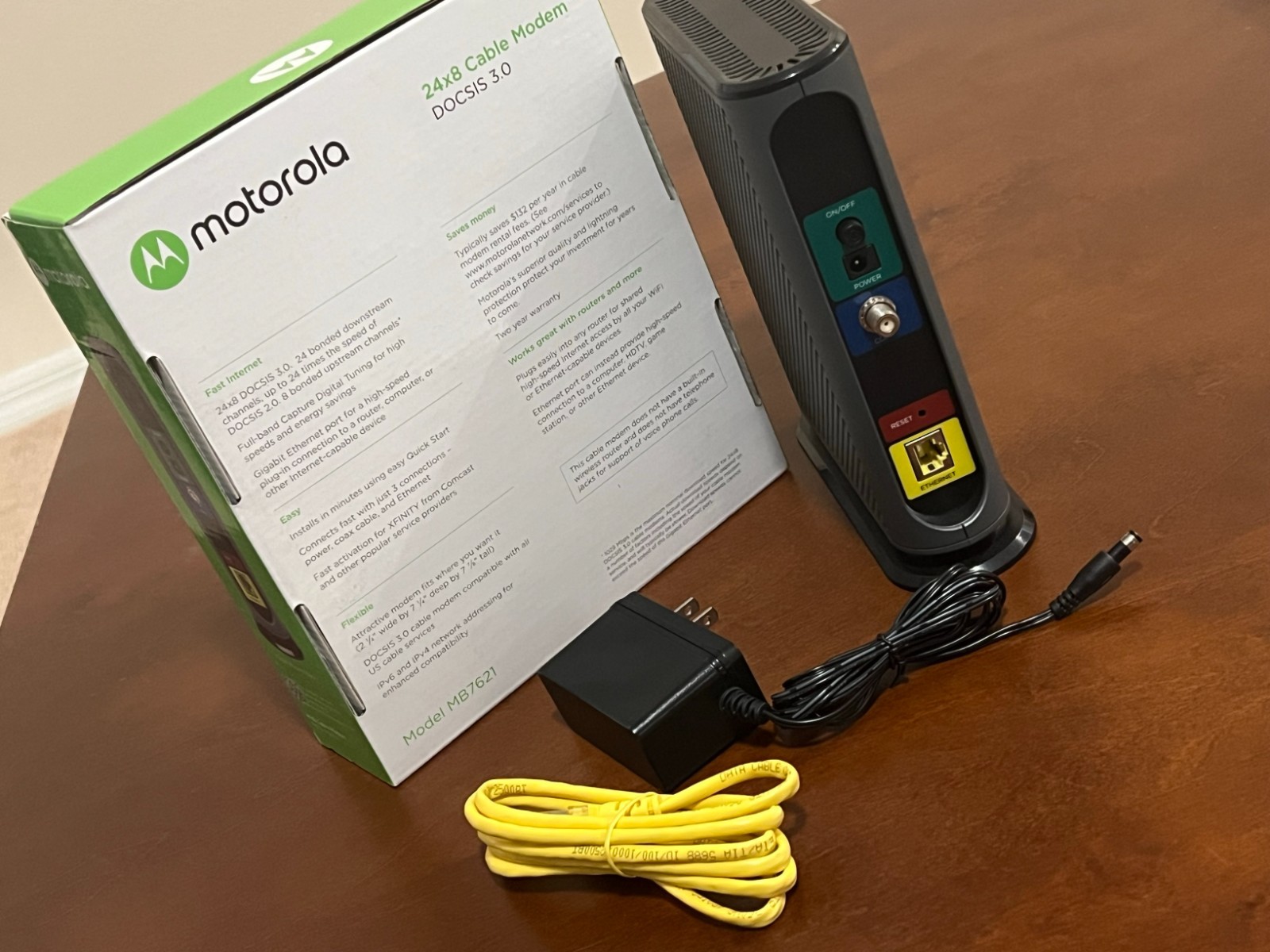 Motorola MB7621 Cable Modem (Used, Good Condition) – Reliable High-Speed Interne