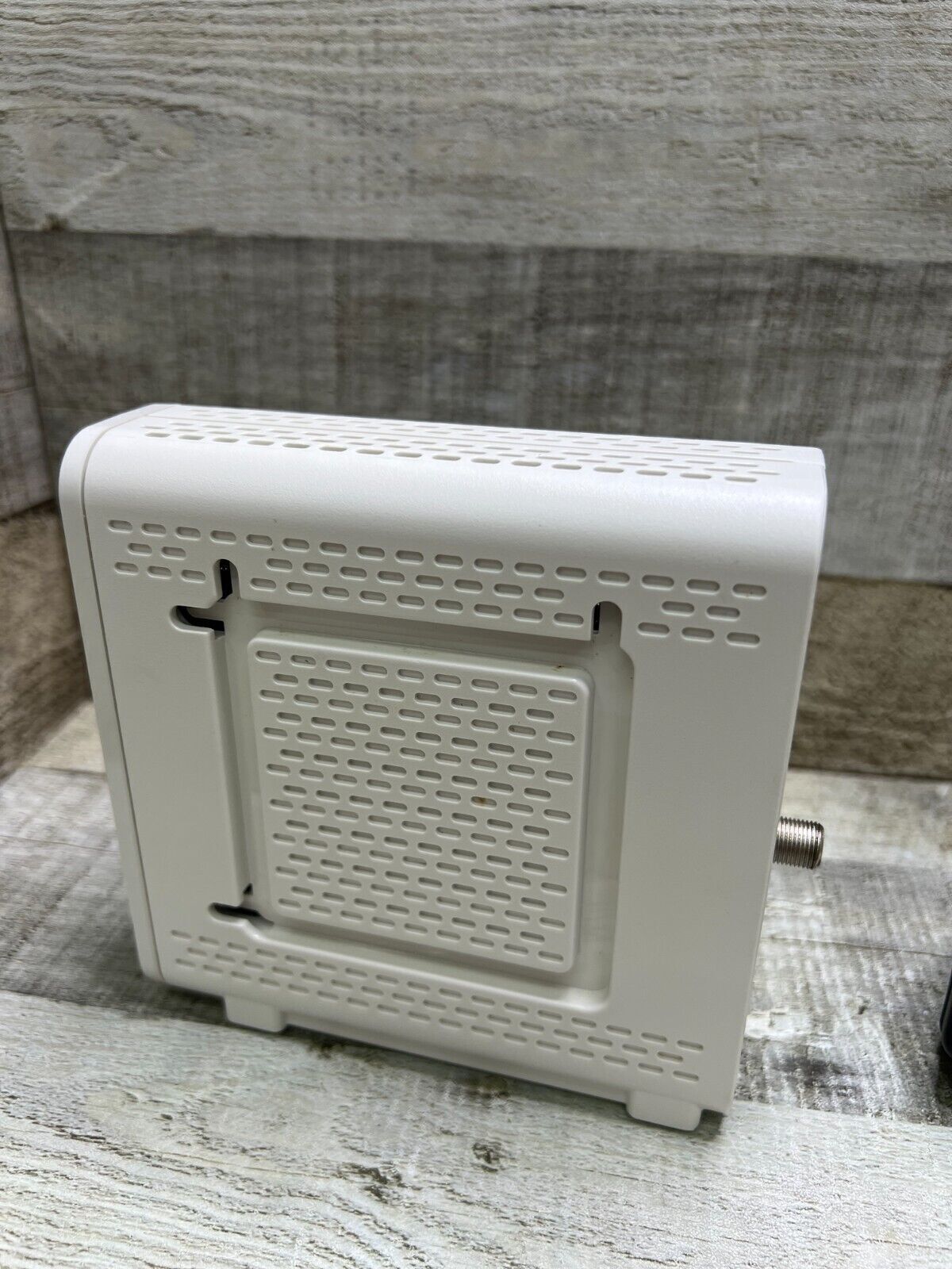 ARRIS SURFboard SB6141 Docsis 3.0 Cable Modem