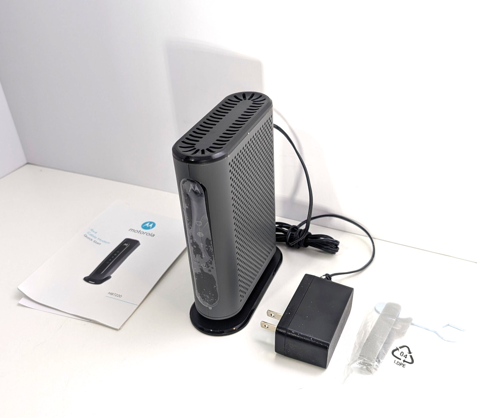 Motorola MB7220 343Mbps DOCSIS 3.0 Cable Modem