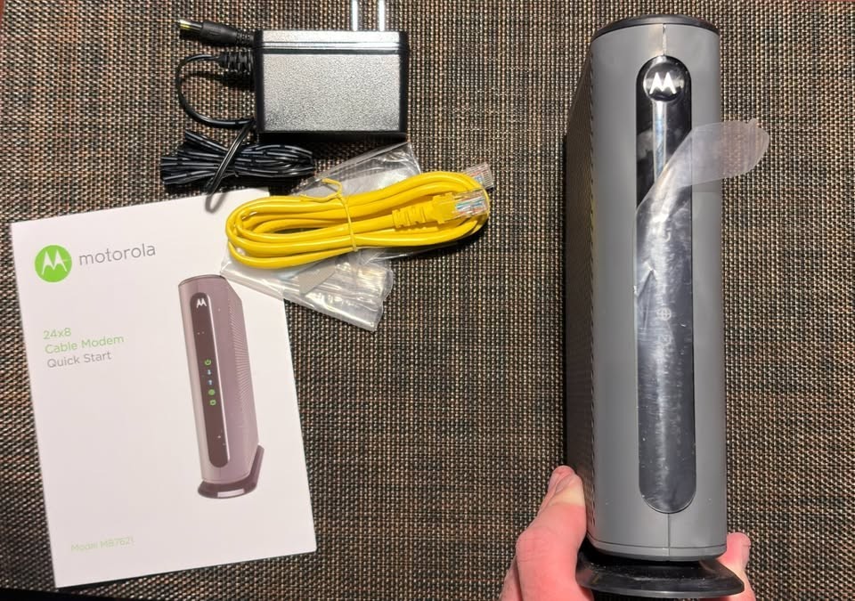 Motorola MB7621 Cable Modem | DOCSIS 3.0 | 24×8 | Up to 1000 Mbps | Box Included