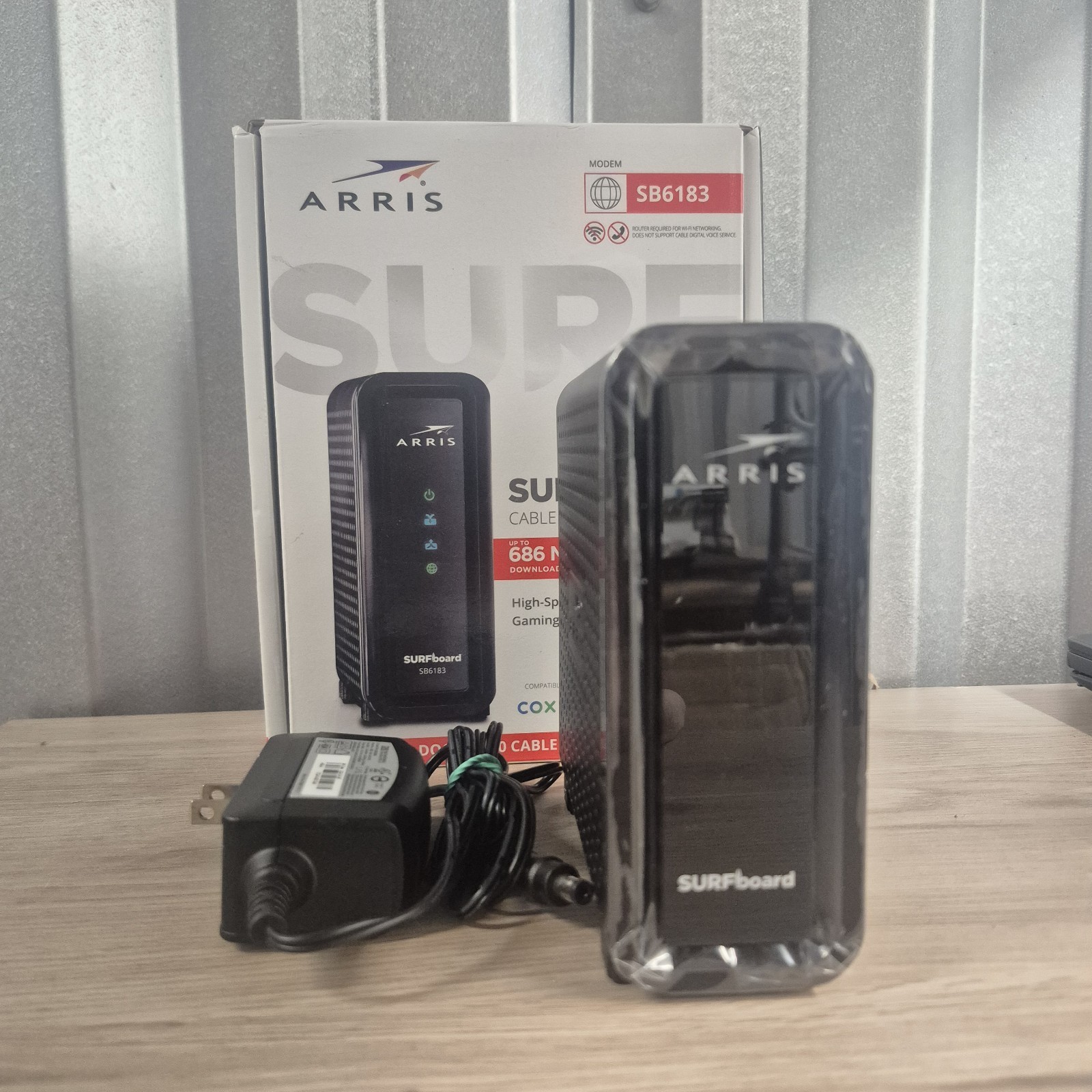 Arris Surfboard SB6183 Cable Modem 686 mbps Internet Xfinity 16×4 Docsis 3.0