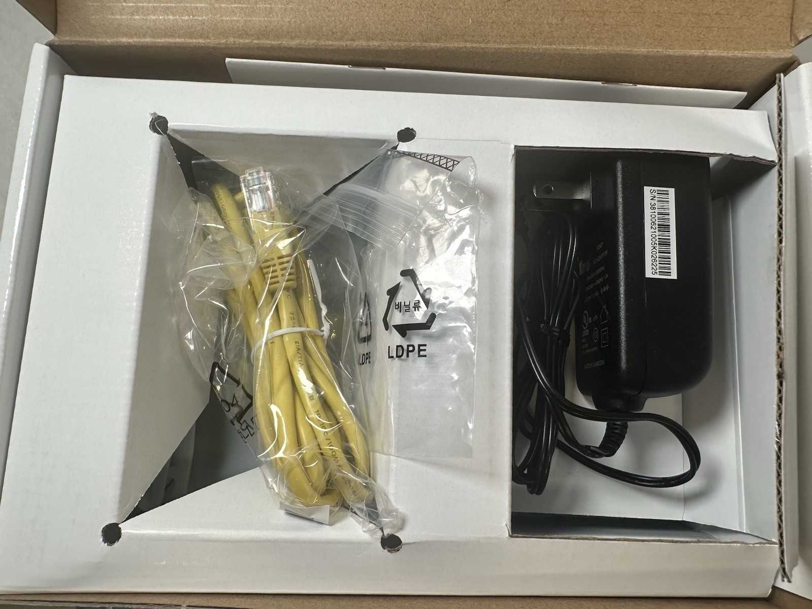 Motorola MG8725 AX6000 DOCSIS 3.1 Cable Modem Router OPEN BOX