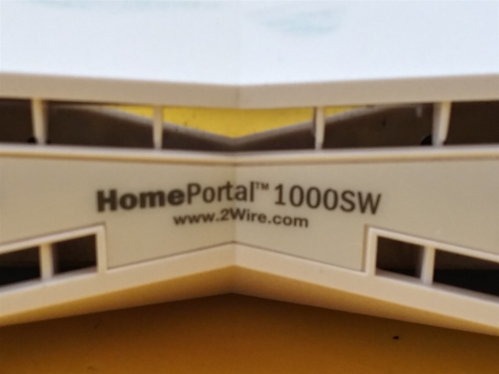 ⭐️⭐️⭐️⭐️⭐️ 2Wire HomePortal 1000SW DSL Wireless Modem w Adapter