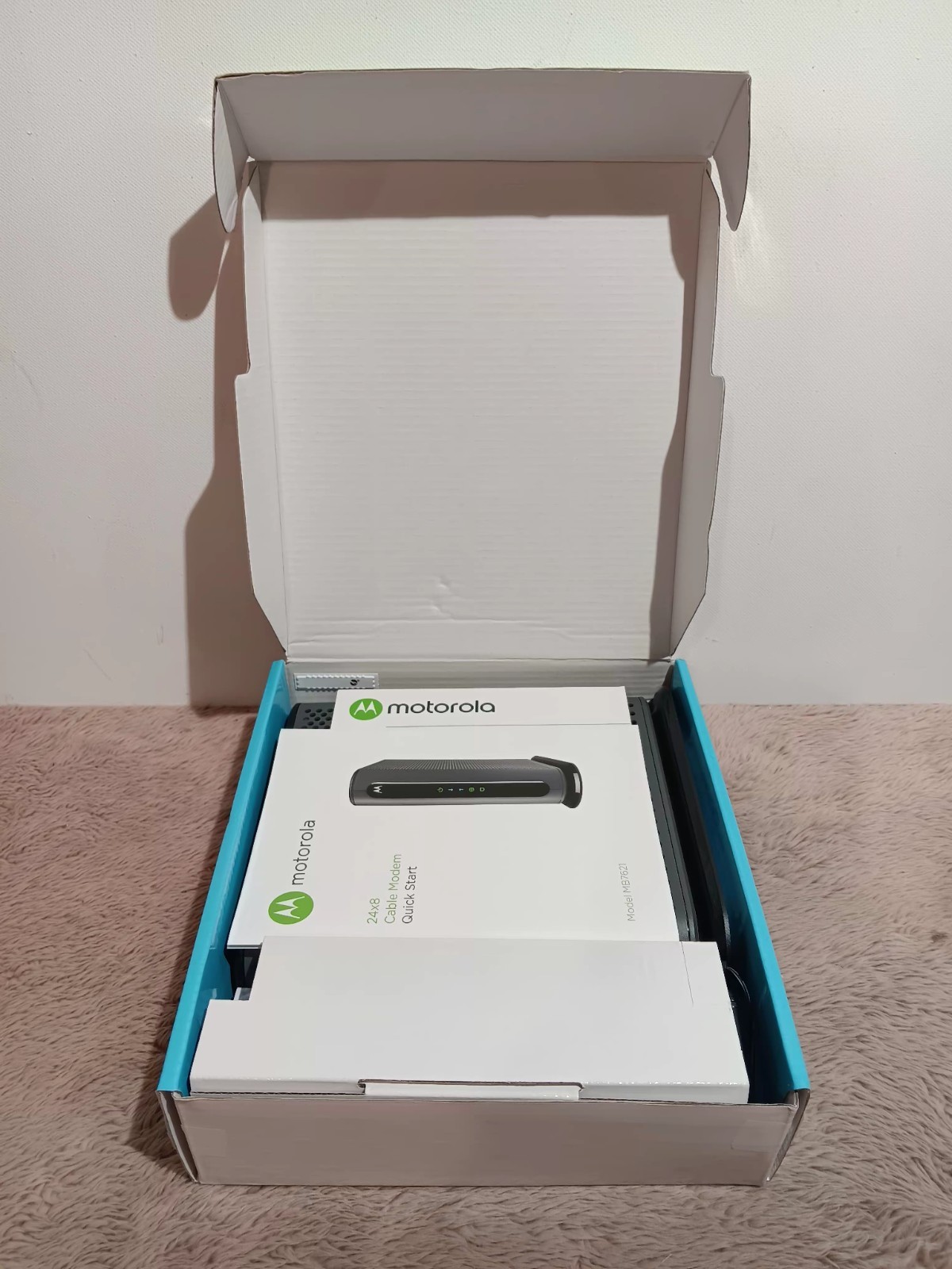 Motorola 24X8 Cable Modem 1000+MBPS DOCSIS 3.0 MB7621 Open Box