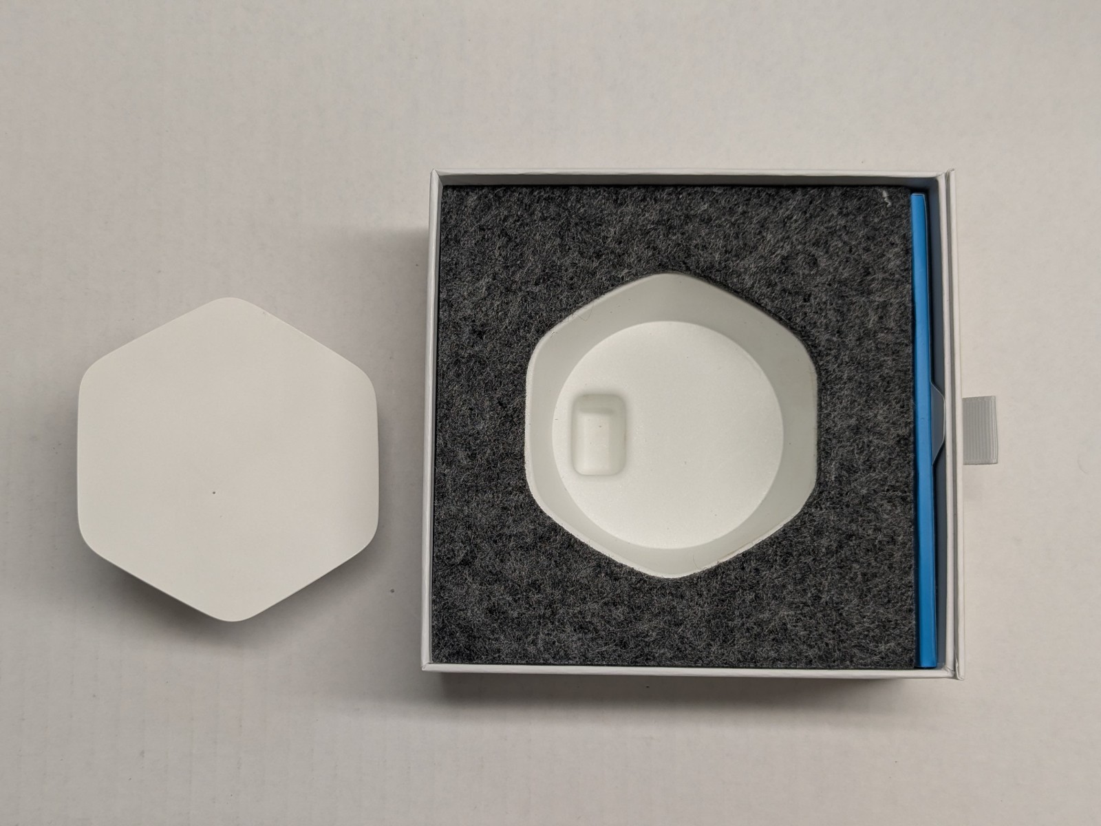 Xfinity Comcast xFi Pod 2nd Gen Model XE2-SG WiFi Network Extender