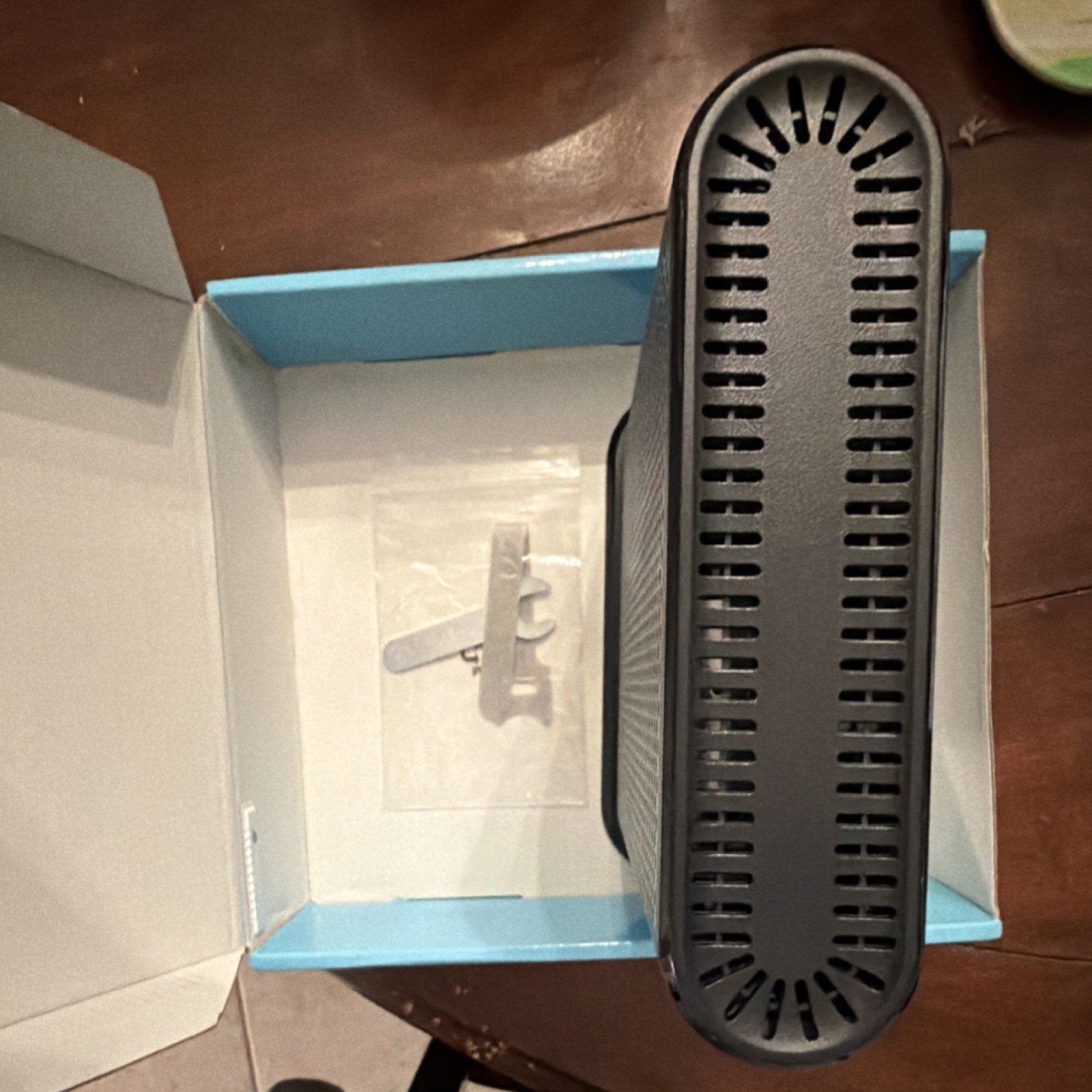 Motorola MB7621 DOCSIS 3.0 24×8 Cable Modem 1000+ Mbps Xfinity/Cox