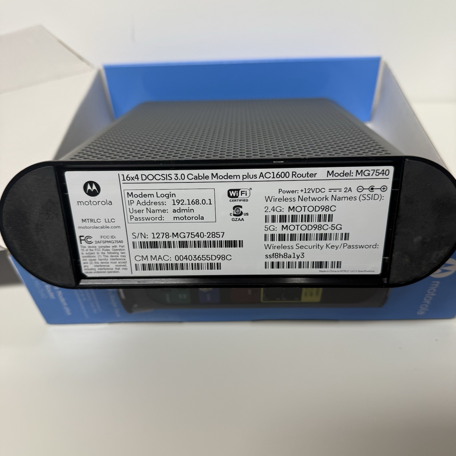 Motorola MG7540 DOCSIS 3.0 16×4 Dual Wifi Cable Modem Gateway