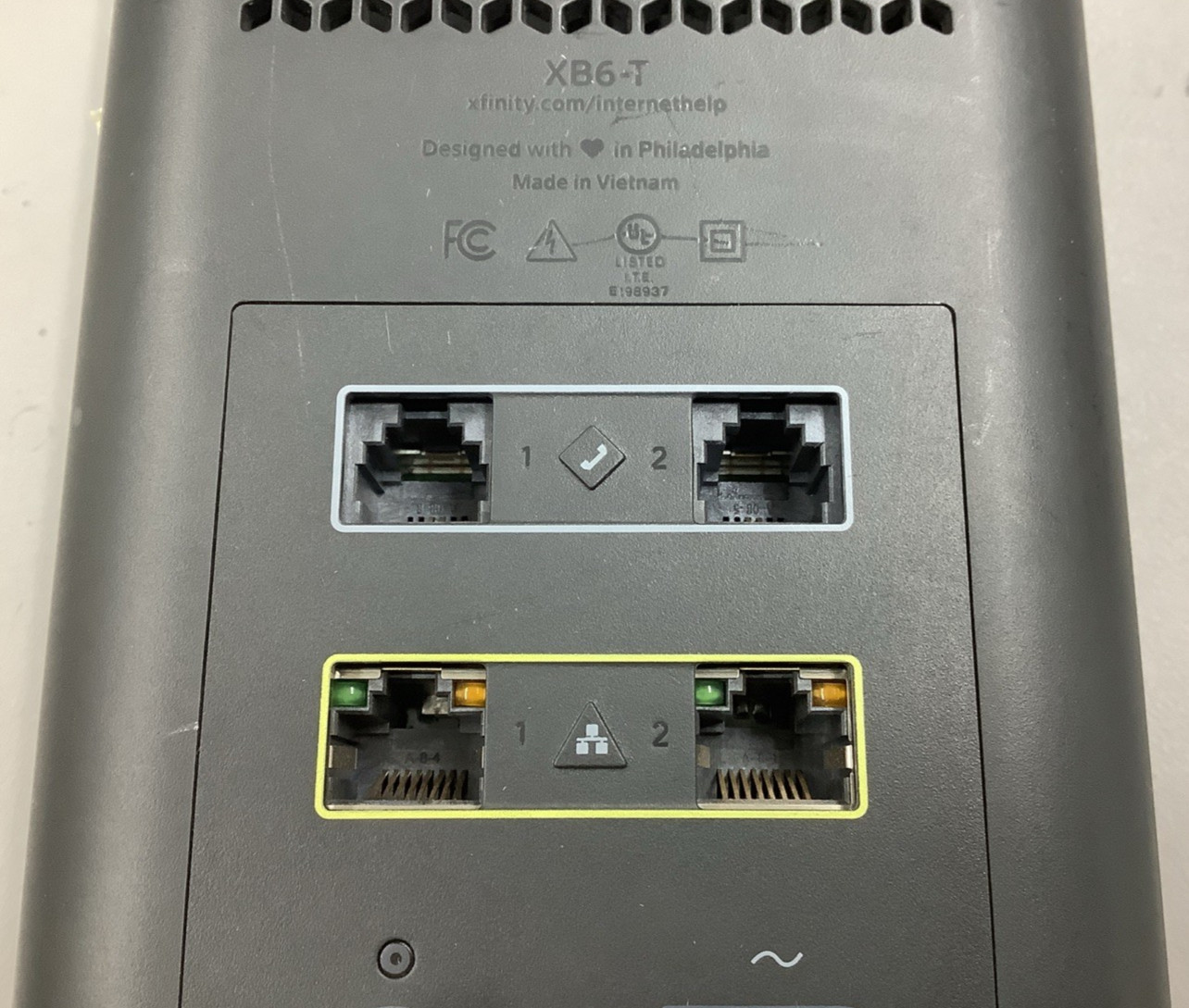 Xfinity XB6-T Gigabit Modem WiFi Router (No Power Cord)(r21)