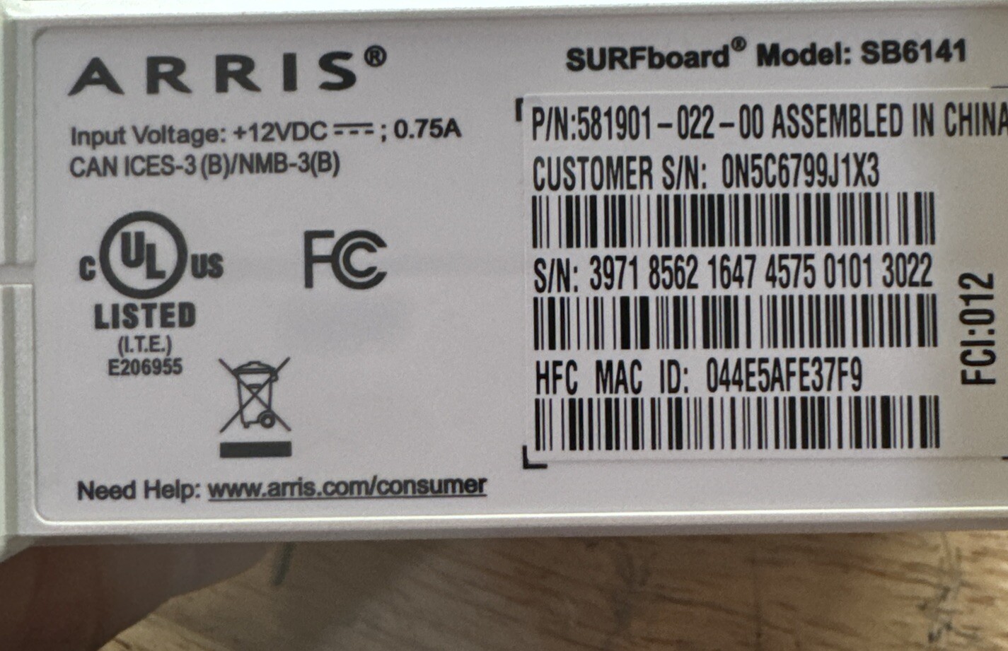 ARRIS SURFboard SB6141 Internet 1.4 Gbps DOCSIS 3.0 -12VDC .White