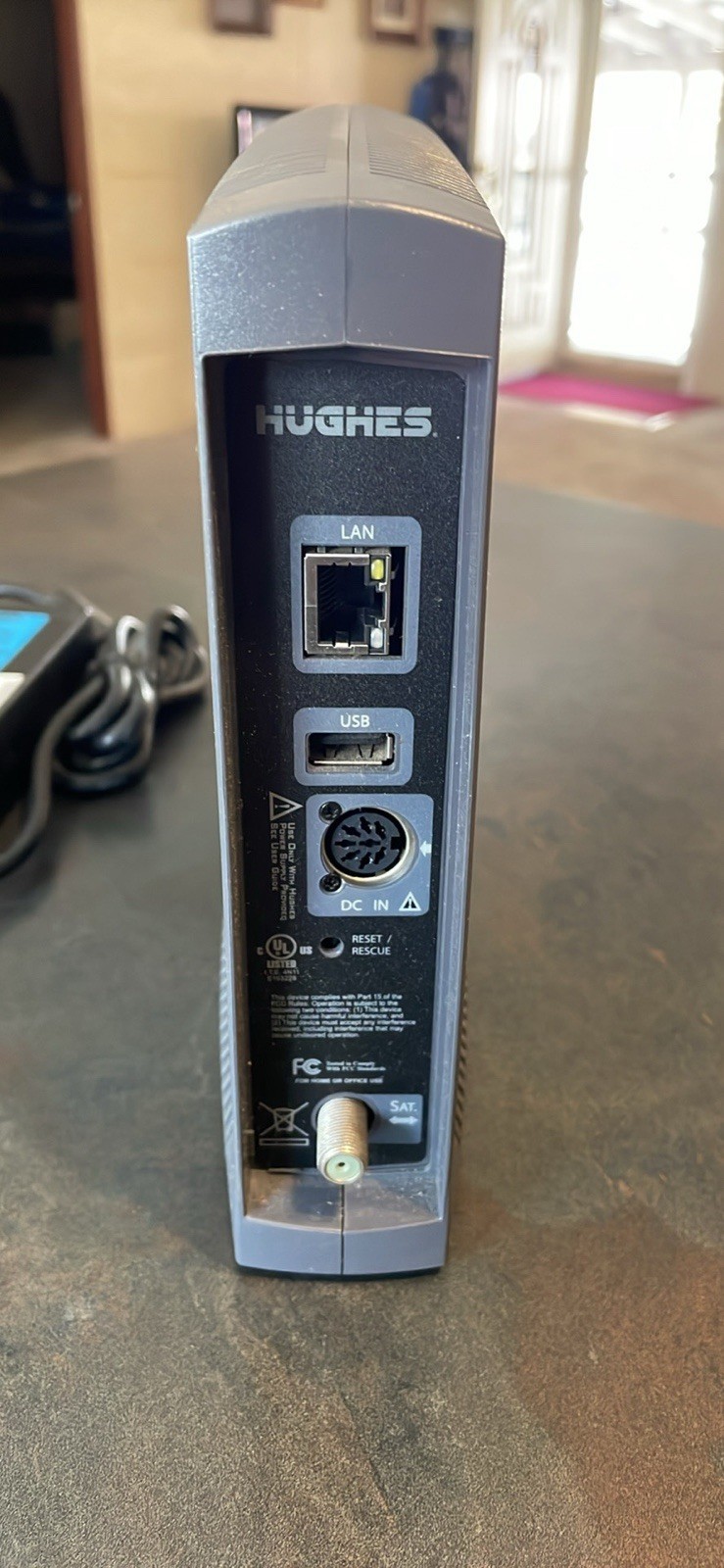 HUGHES NET HT 1100 Satellite Internet Router LAN Transmitter with Power Adapter