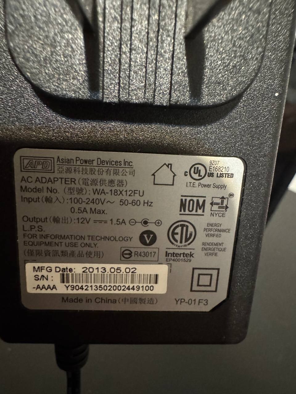 Motorola SURFboard SBG6580 DOCSIS 3.0 Cable Modem and Wi-Fi Router