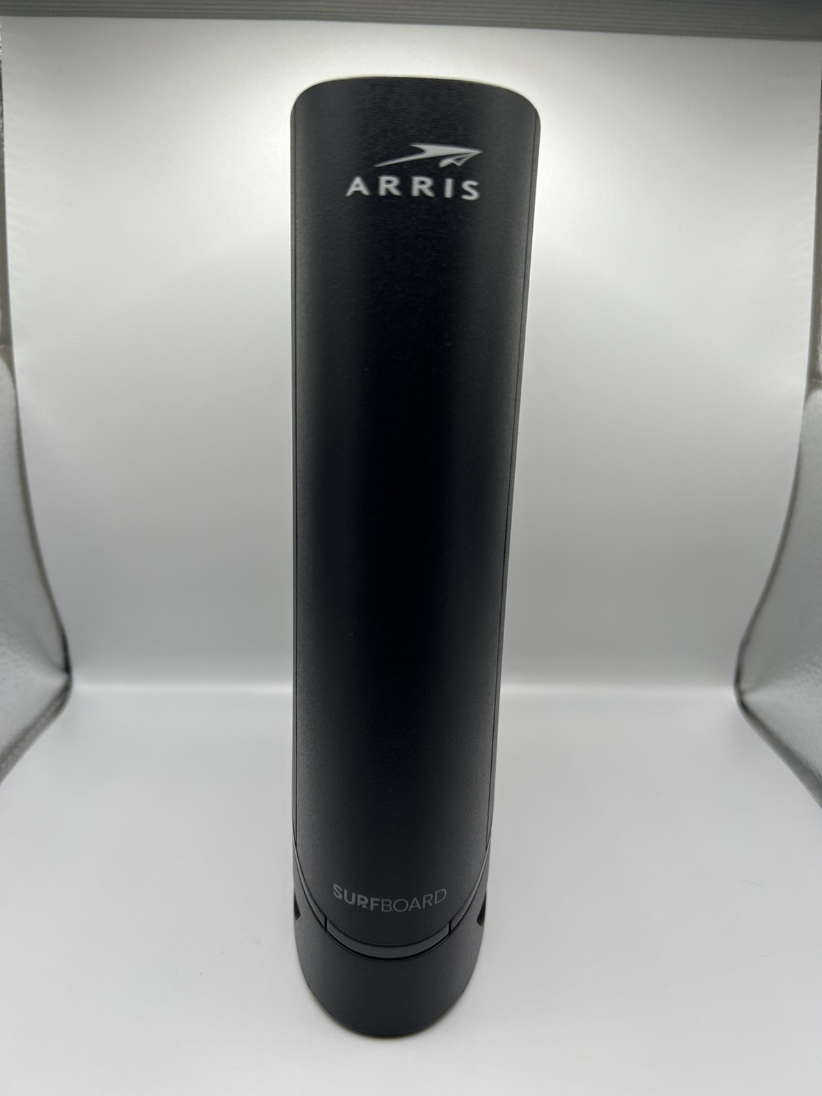 ARRIS G20 DOCSIS 3.1 Cable Modem & AX3000 WiFi 6 Router *No Manual*