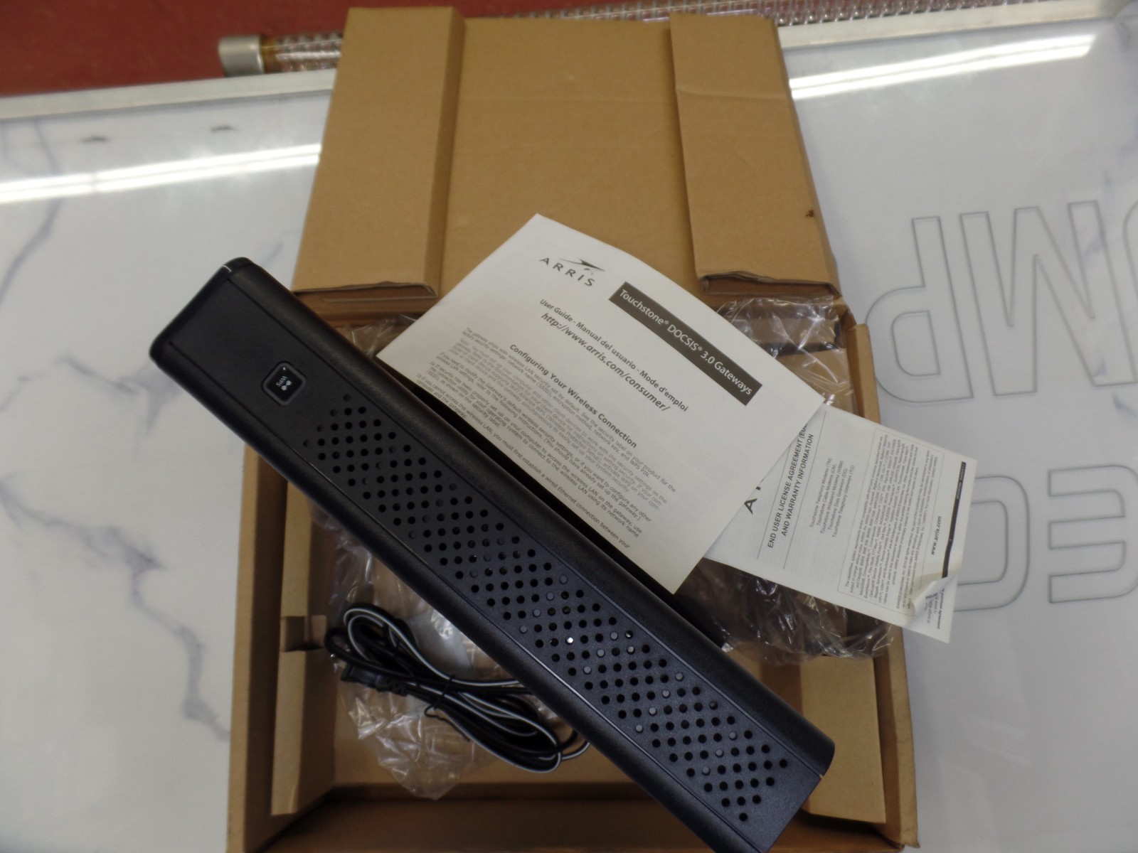 ARRIS Touchstone TG2472G DOCSIS 3.0 Wi-Fi Moca Dual-Band Telephony Cable Modem