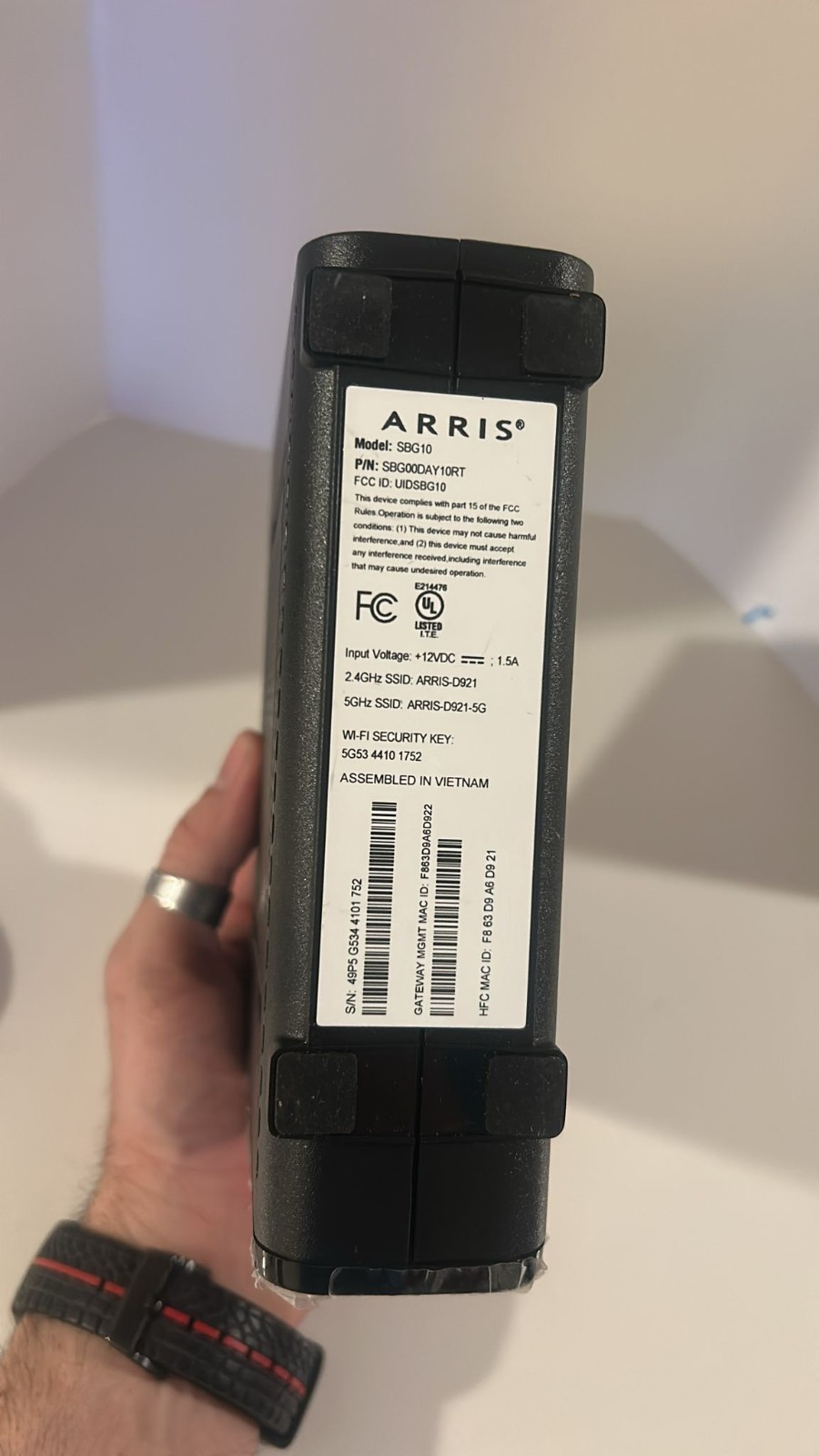 Arris Surfboard 2 Band SBG10 Wi-Fi Internet Cable Router Modem 2.4 and 5 ghz