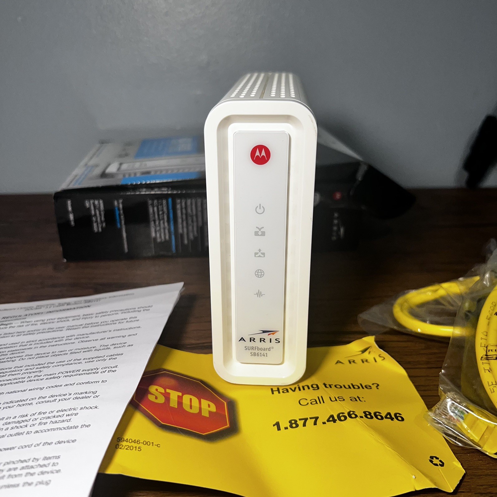 Motorola ARRIS Surfboard SB6141 DOCSIS 3.0 Cable Modem No charger