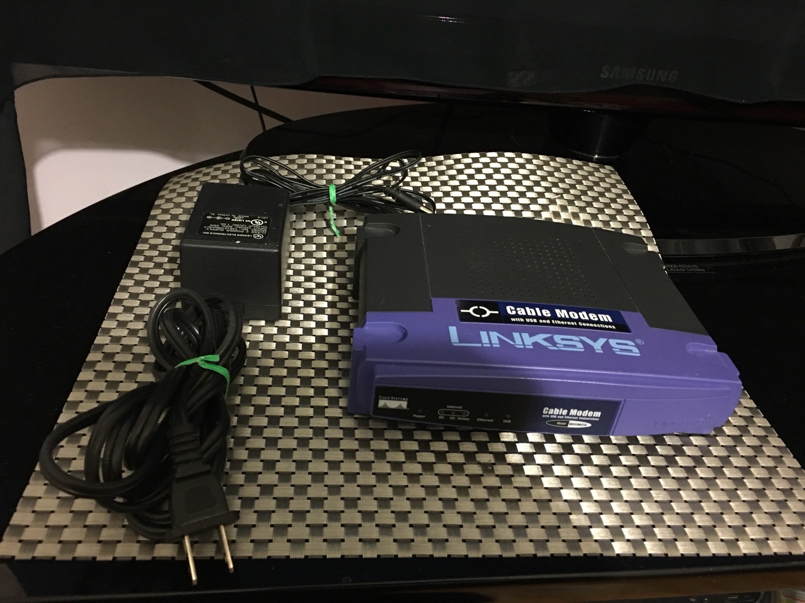LINKSYS CISCO CABLE MODEM USB ETHERNET MODEL BEFCMU10 VER. 4