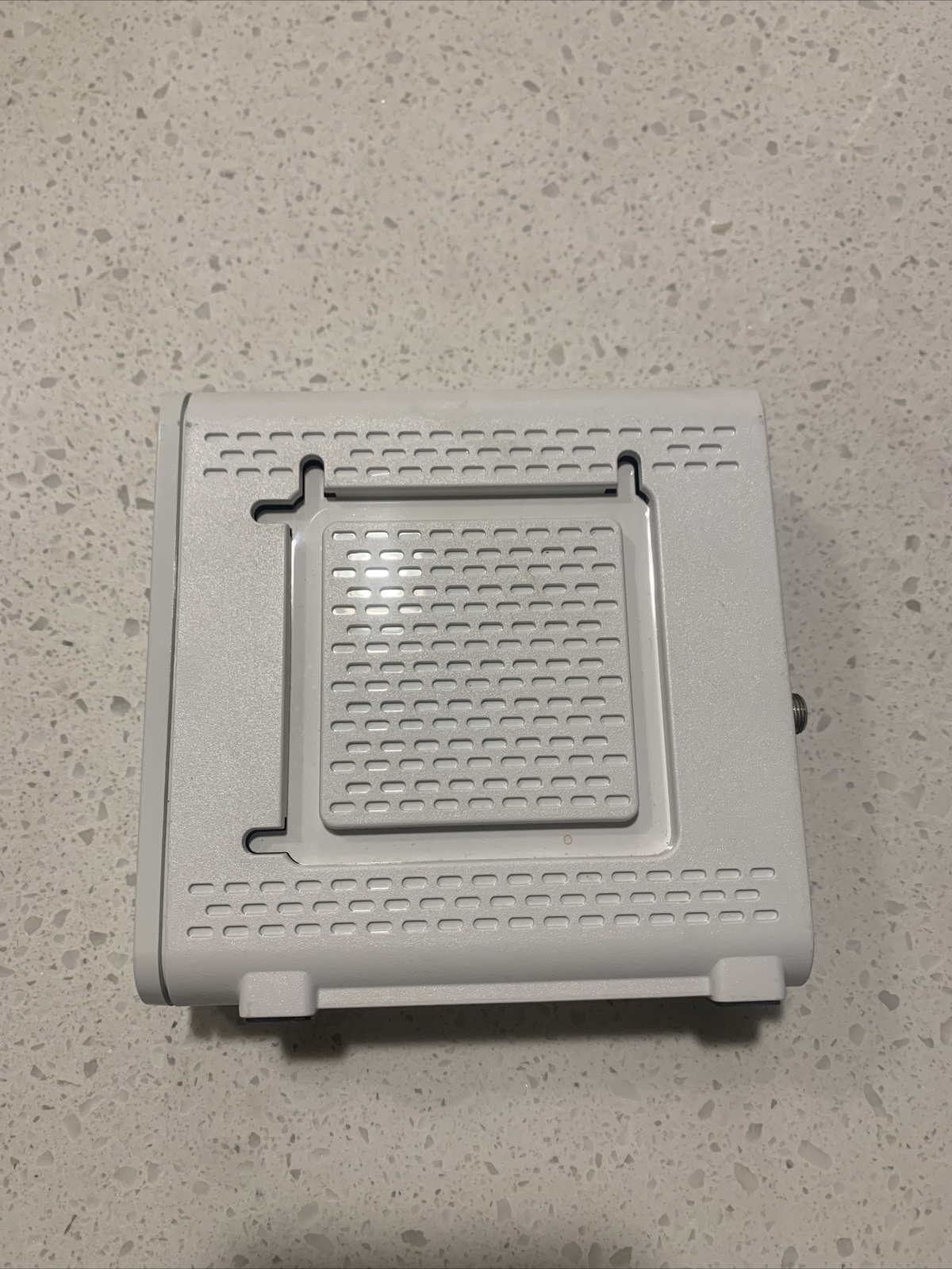 Motorola SURFboard (SB6141) 300 Mbps Modem