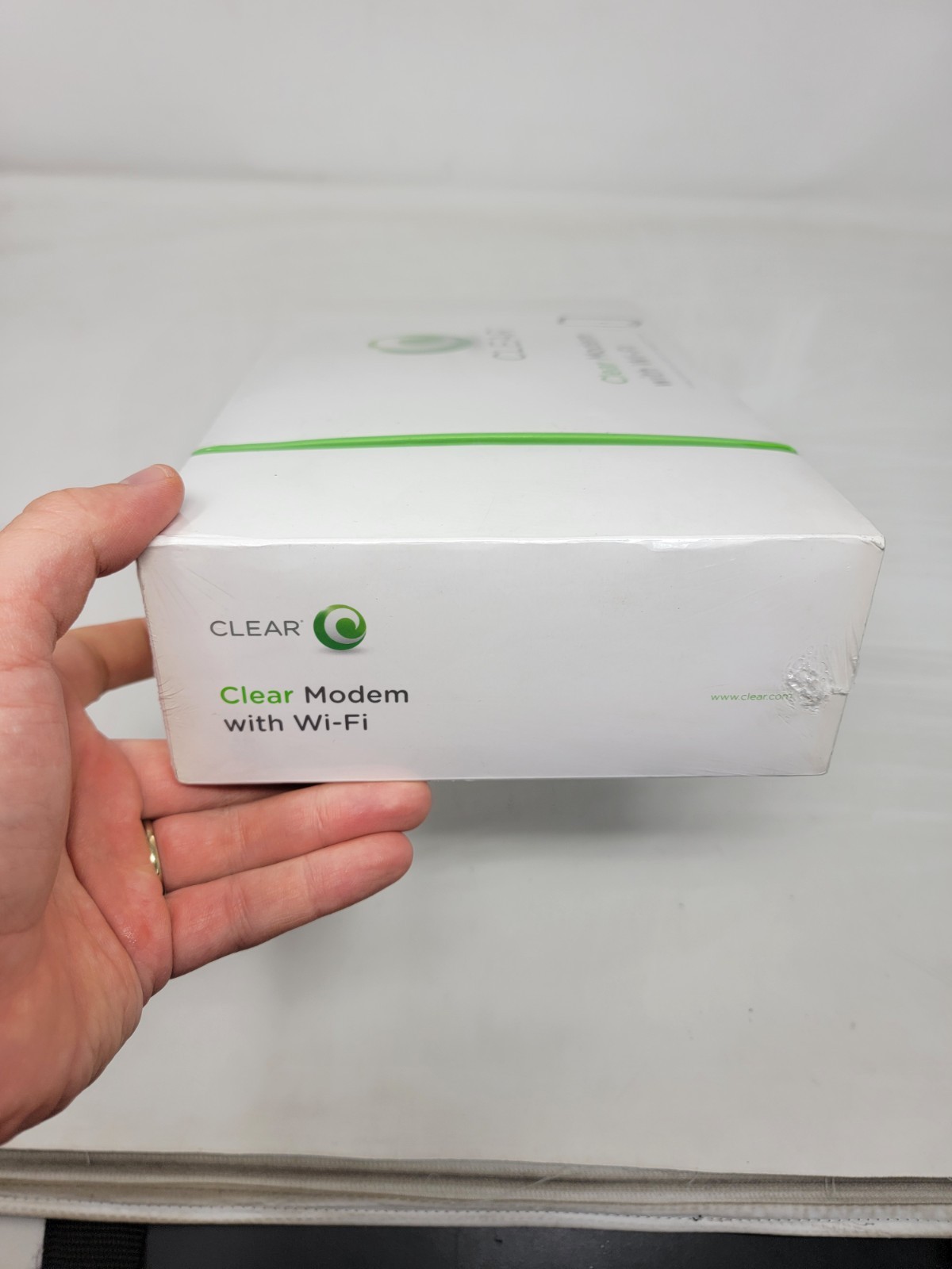 Clear WIXFBR-117 Wireless Home Internet Modem 802.11 b/g/n w/ Adapter