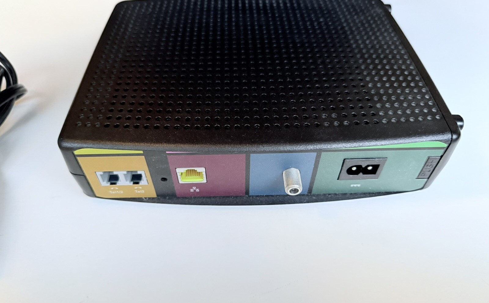 ARRIS TM822R Cable Modem Docsis 3.0 Black 343 Mbps