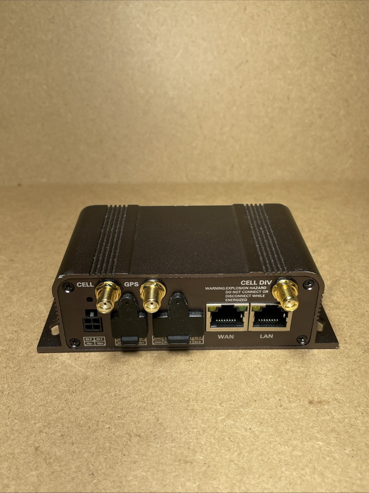 Microhard IPn4Gii-CAT12 LTE CAT12 Dual SIM, Dual Ethernet, Serial, USB Gateway