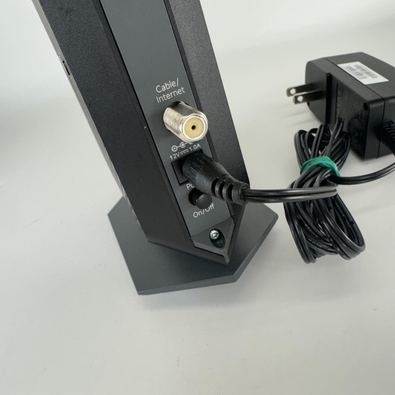 Netgear CM700 Cable Modem DOCSIS 3.0 32×8 High Speed Ethernet w/ Power Adapter