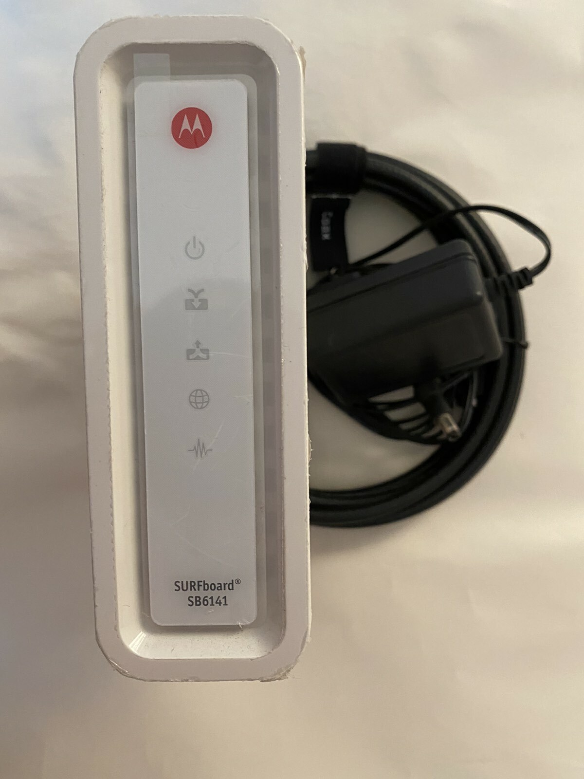 MOTOROLA SURFBOARD SB6141 Gift cable !!! New!