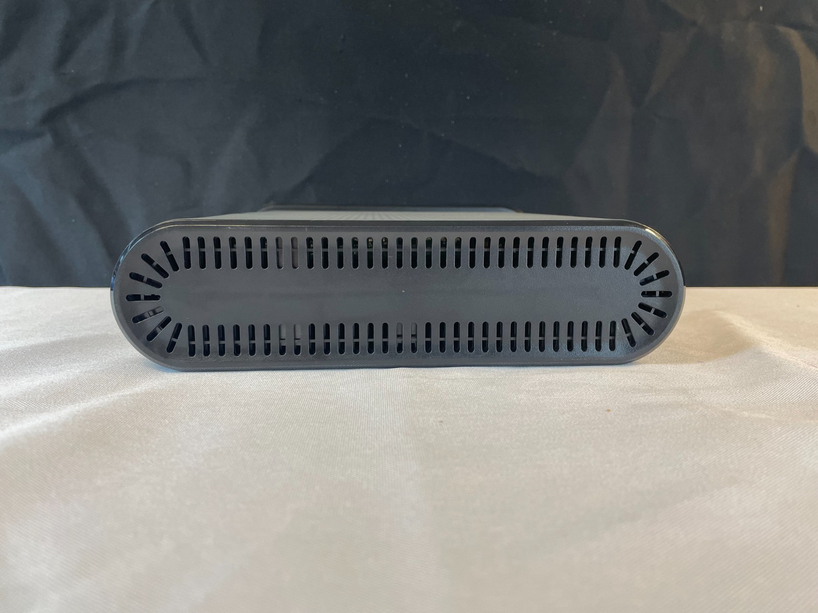 Motorola Black DOCSIS 3.0 Cable Modem Plus AC1600 WiFi Router