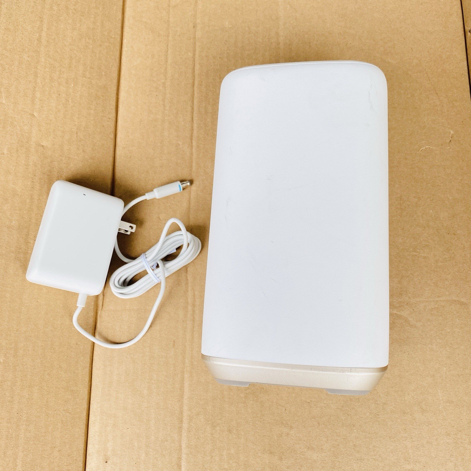 Xfinity xFi Gateway Router XB8-T Wifi CGM4981COM W/Power Adapter Read…